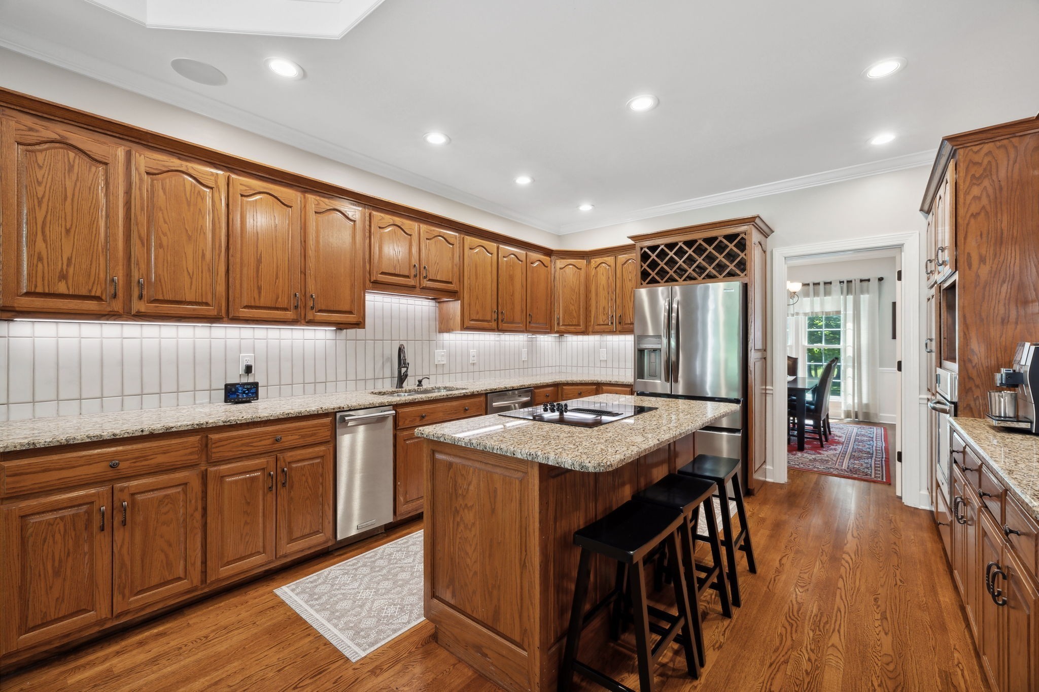 3208 Thoroughbred Dr