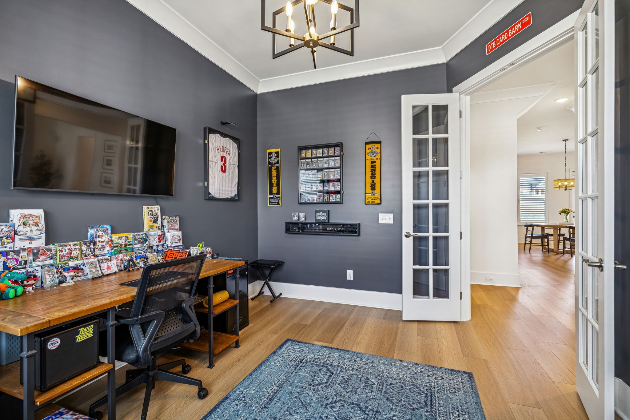 7283 Fiddlers Glen Dr