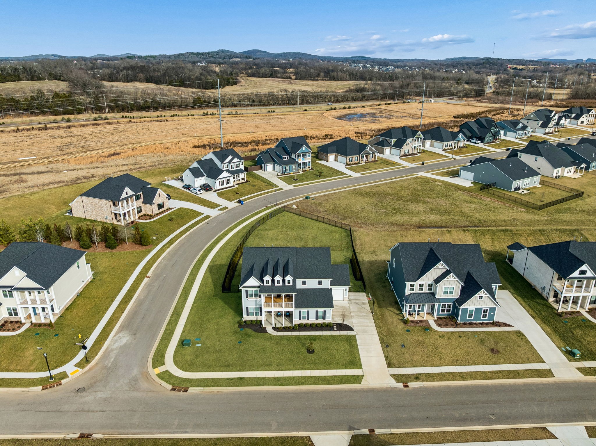 7283 Fiddlers Glen Dr