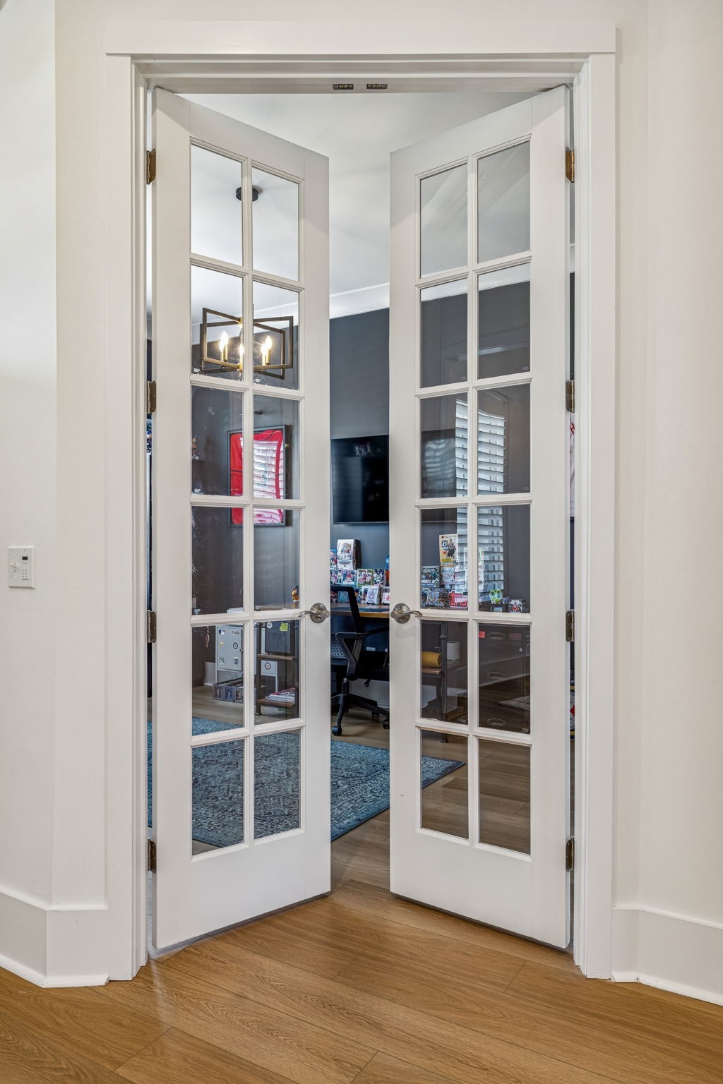 7283 Fiddlers Glen Dr