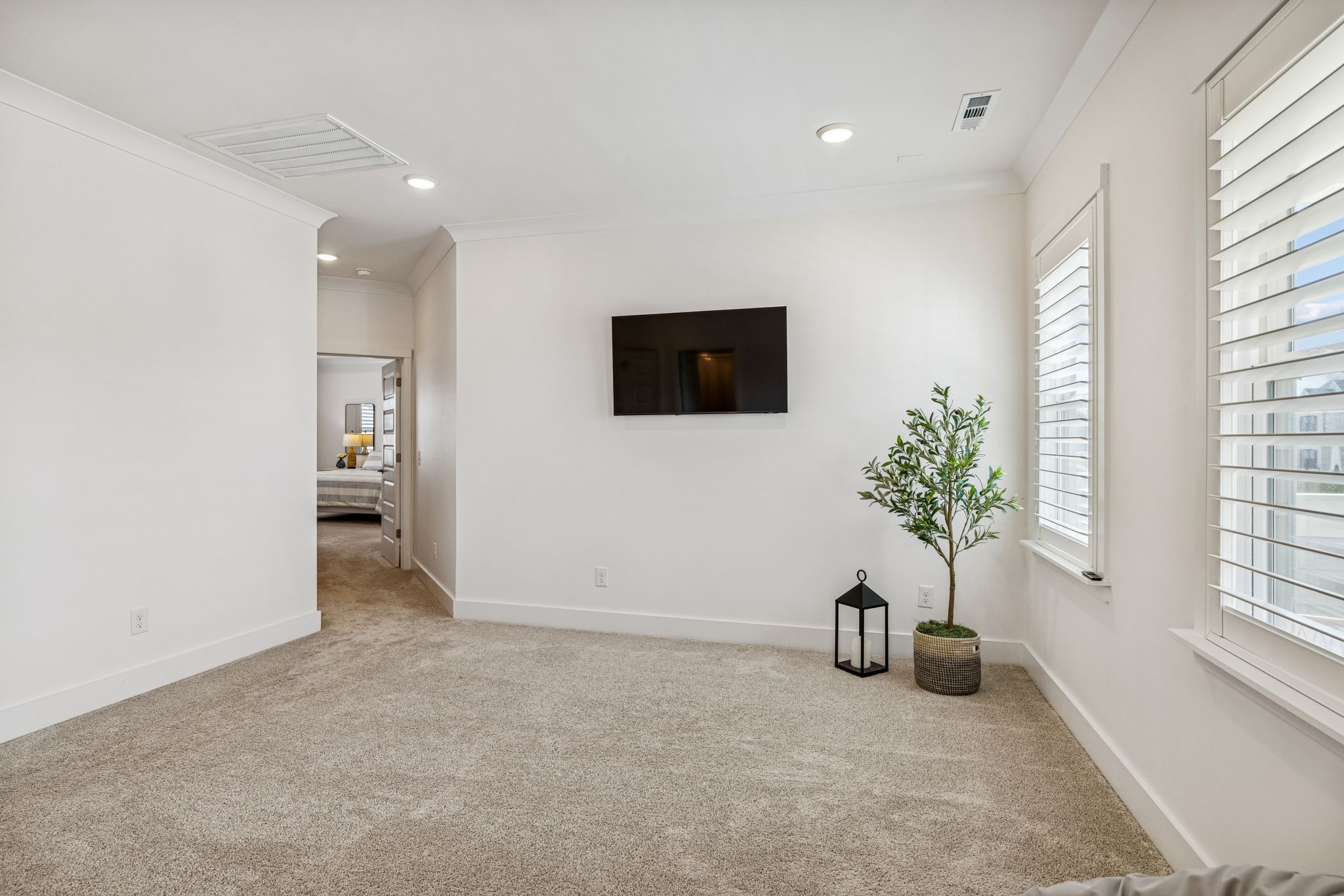 7283 Fiddlers Glen Dr