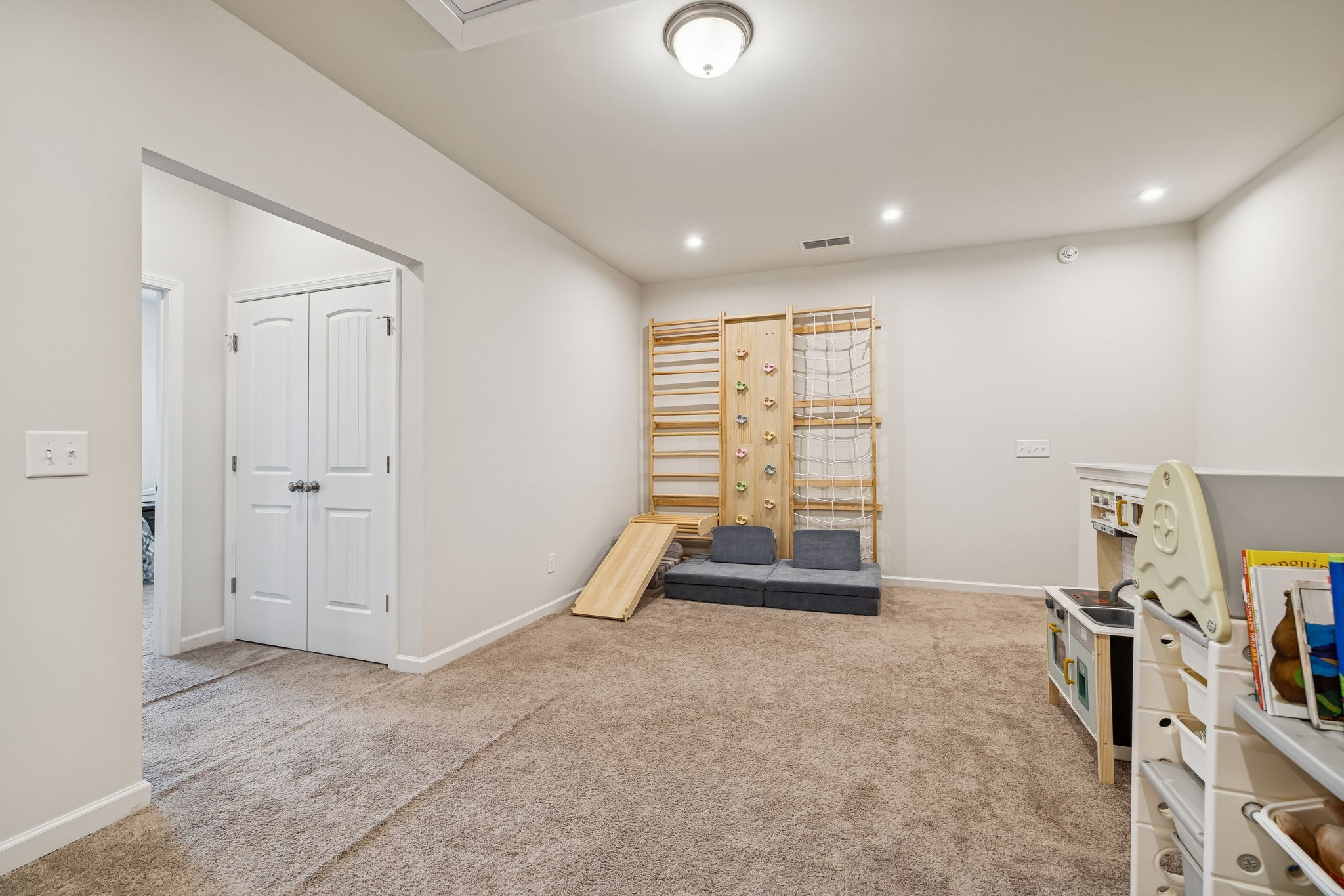 2915 Suzanne Landon Dr