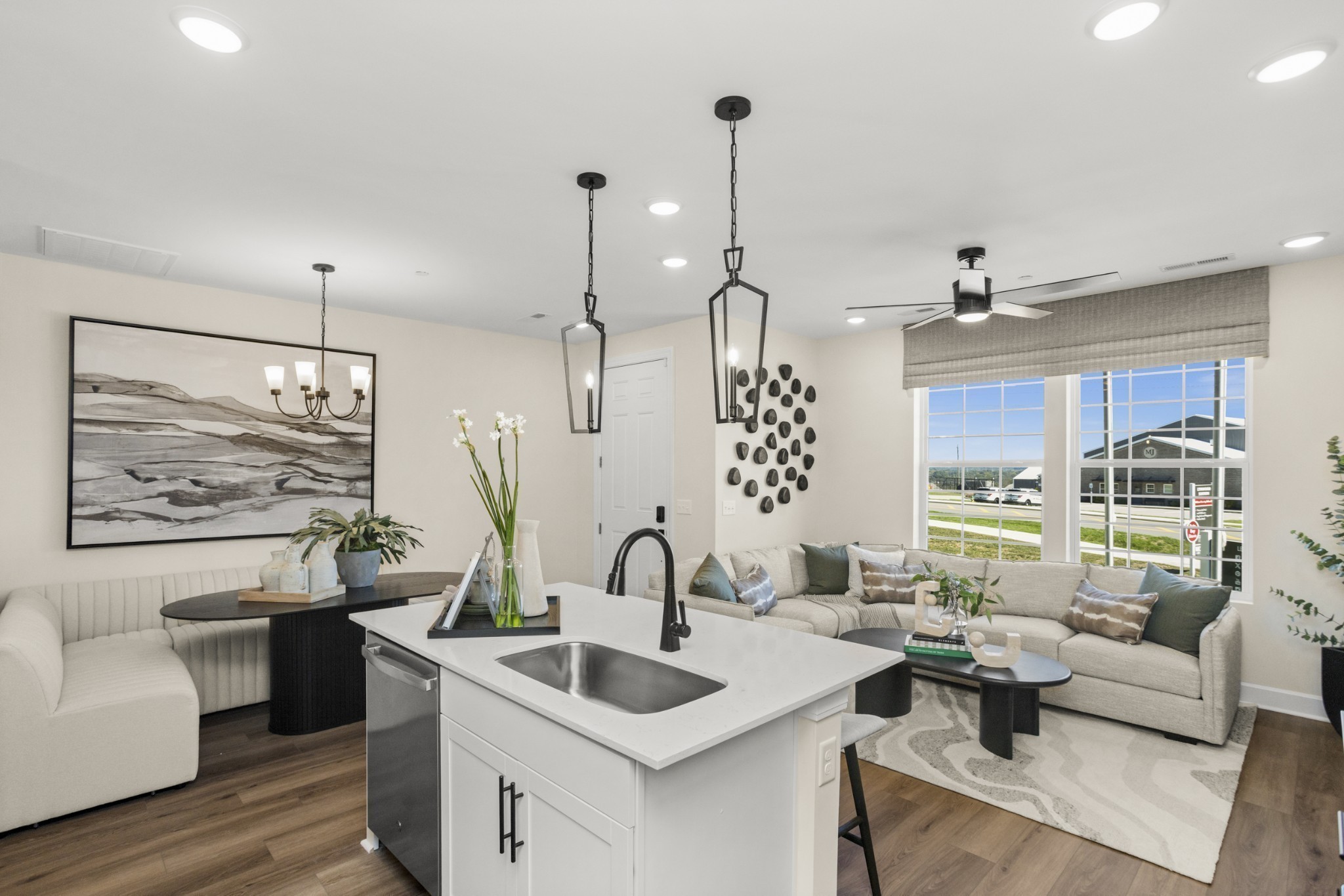 324 Lynwood Station Boulevard