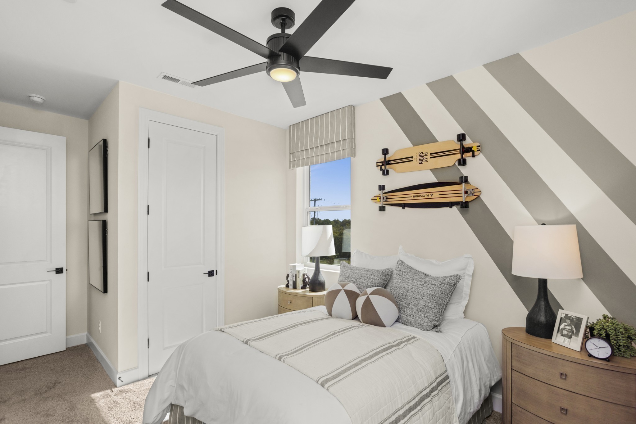 322 Lynwood Station Boulevard