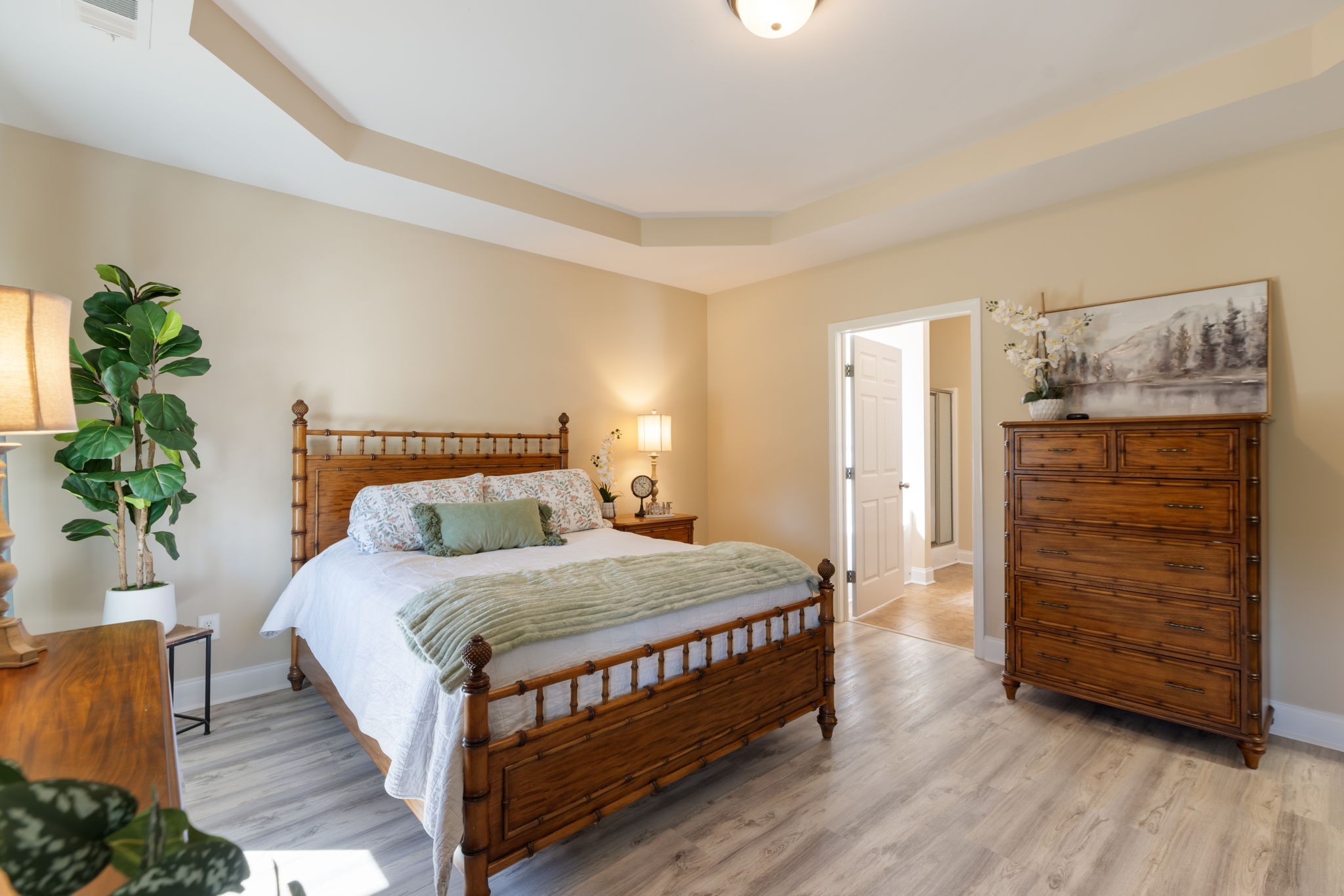 2404 Seven Oaks Park