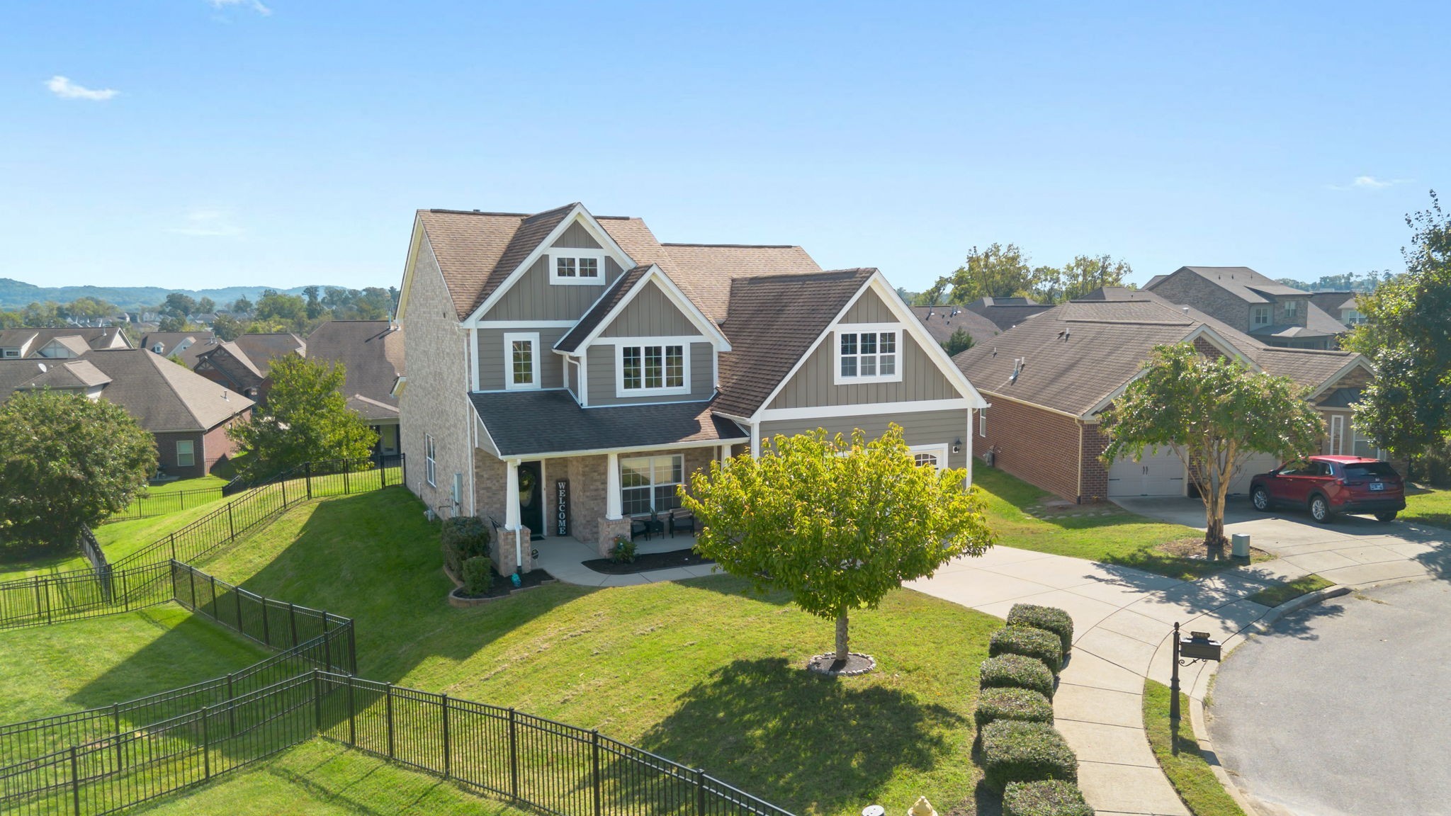 2404 Seven Oaks Park