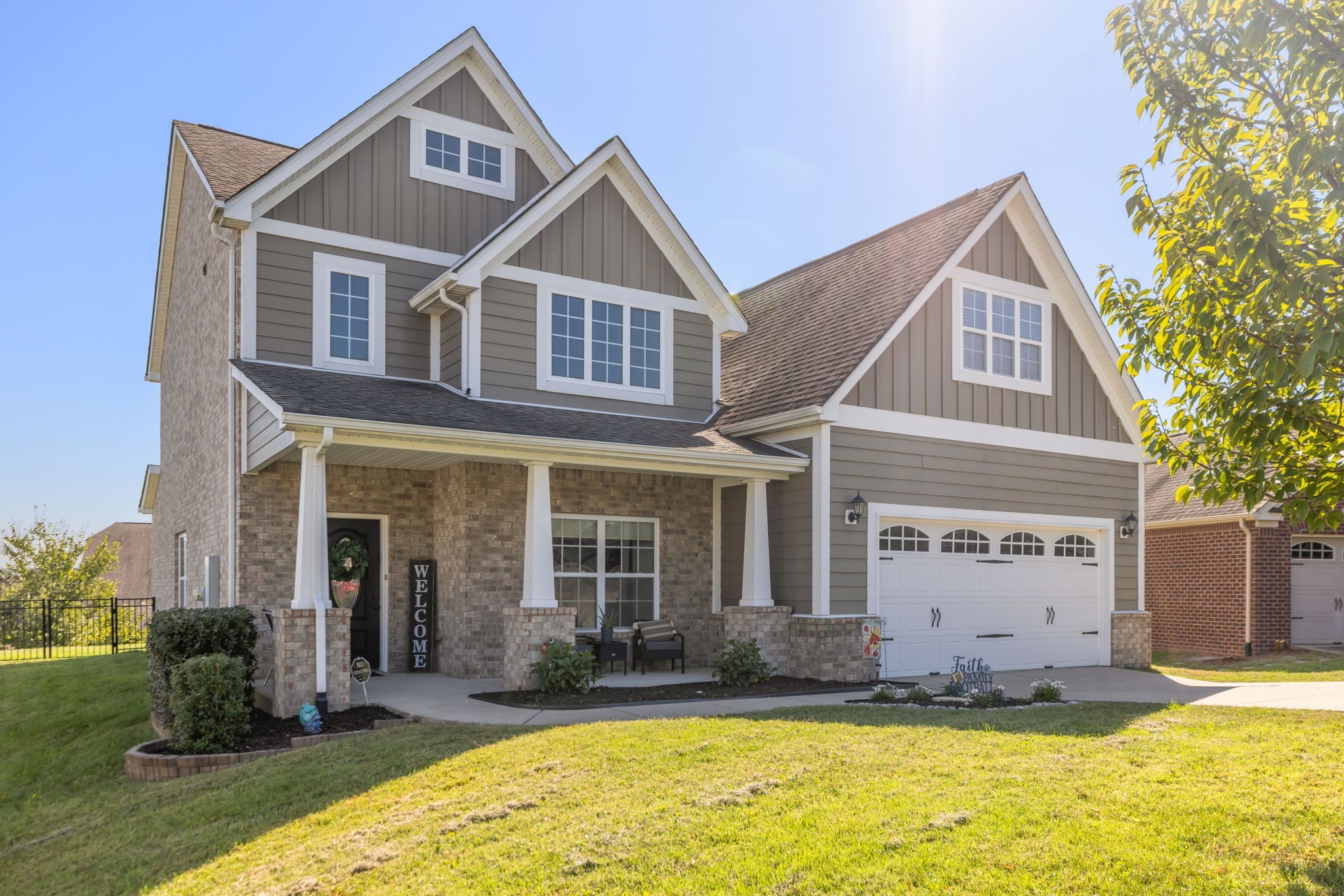 2404 Seven Oaks Park