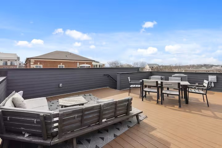 3206 West End Circle Unit: 1-8