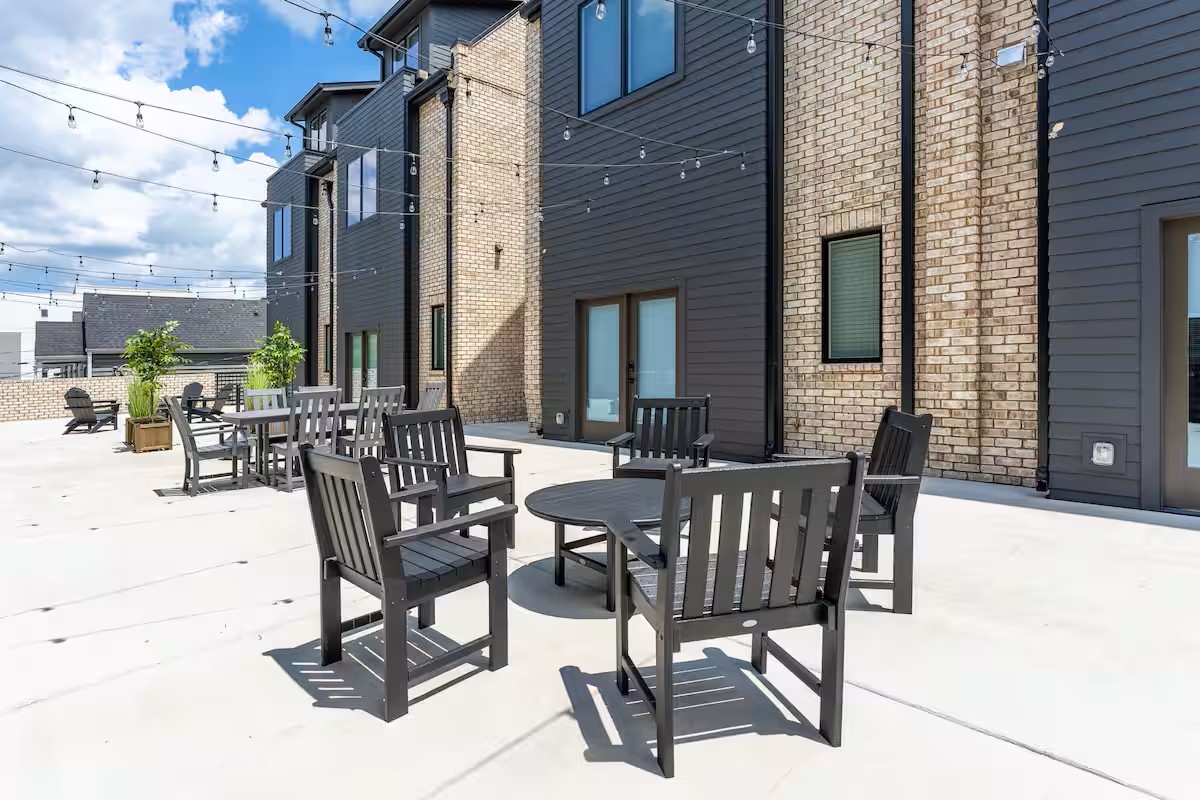 3206 West End Circle Unit: 1-8