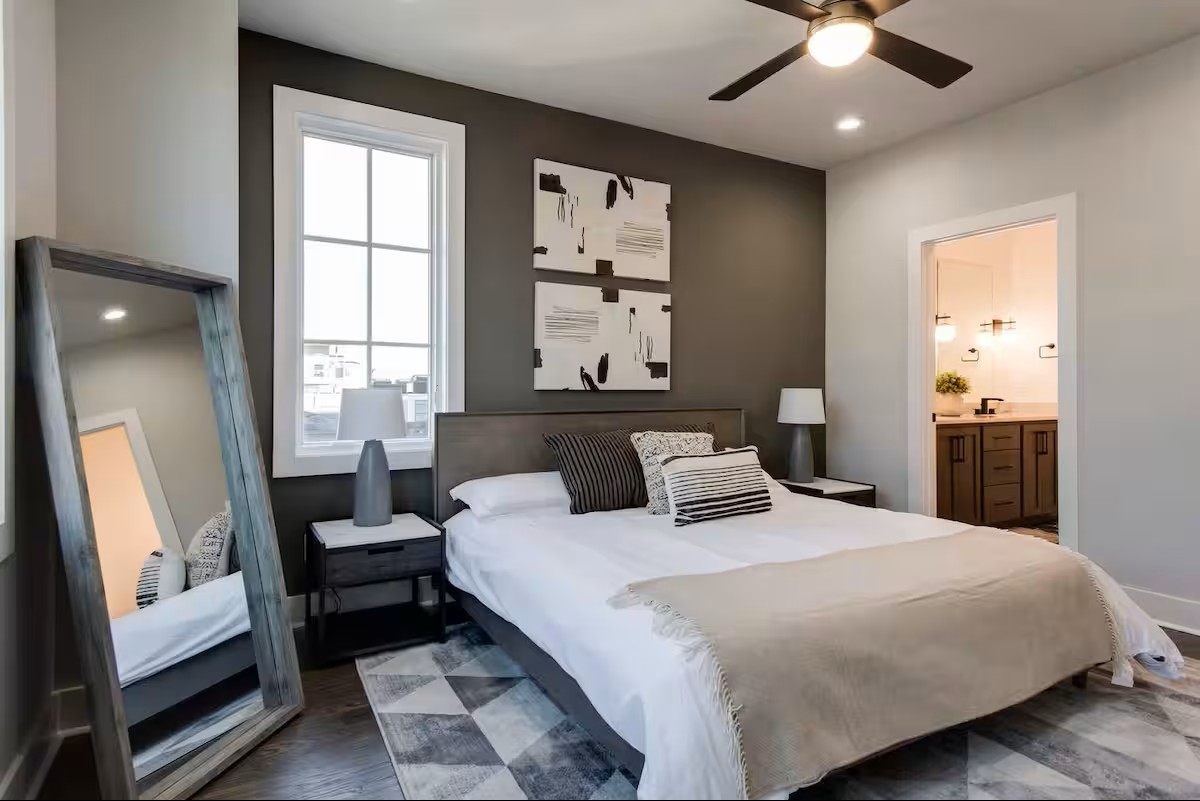 3206 West End Circle Unit: 1-8