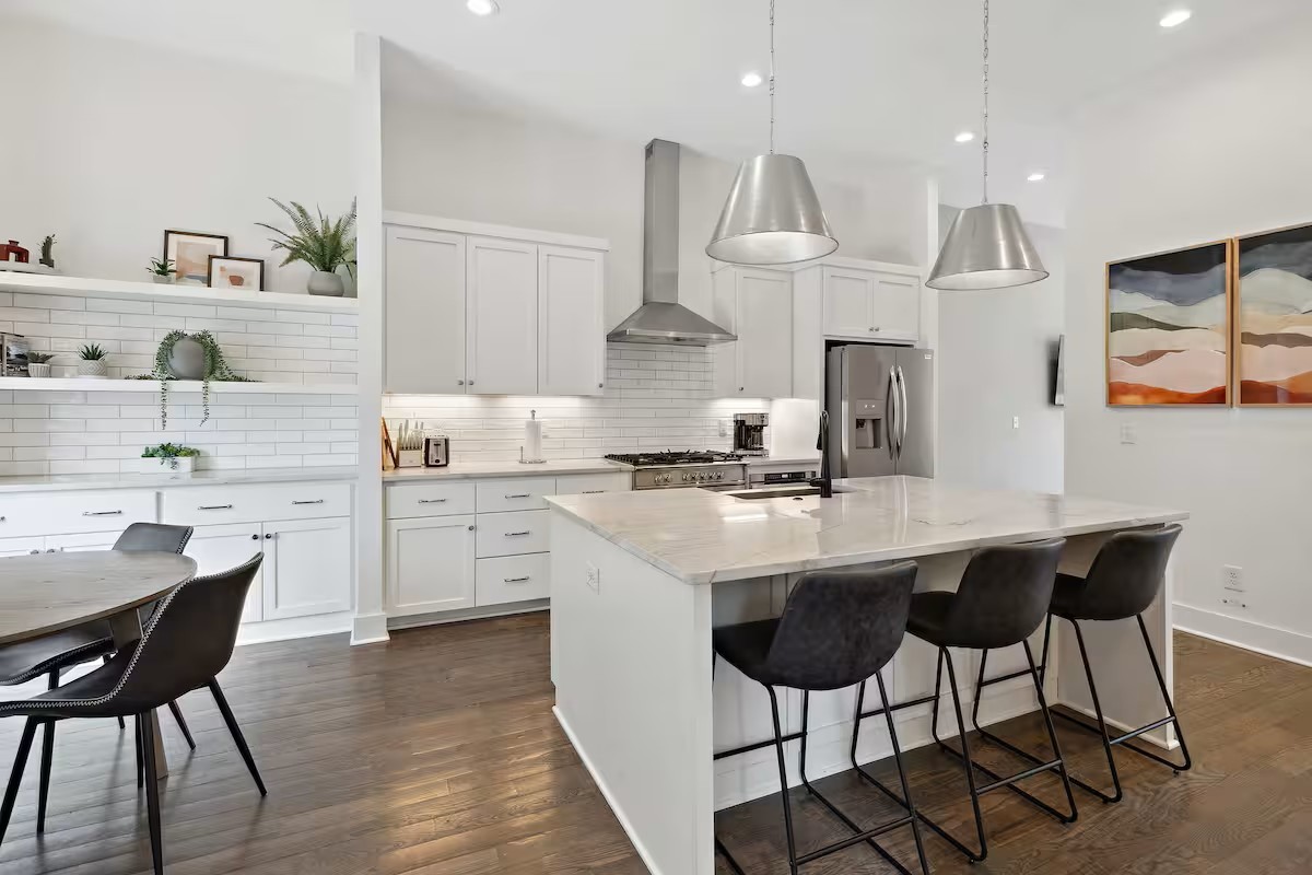 3206 West End Circle Unit: 1-8