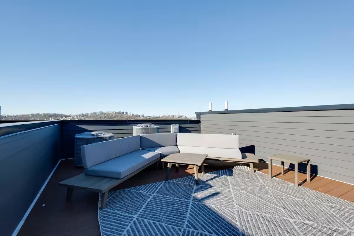 3206 West End Circle Unit: 1-8