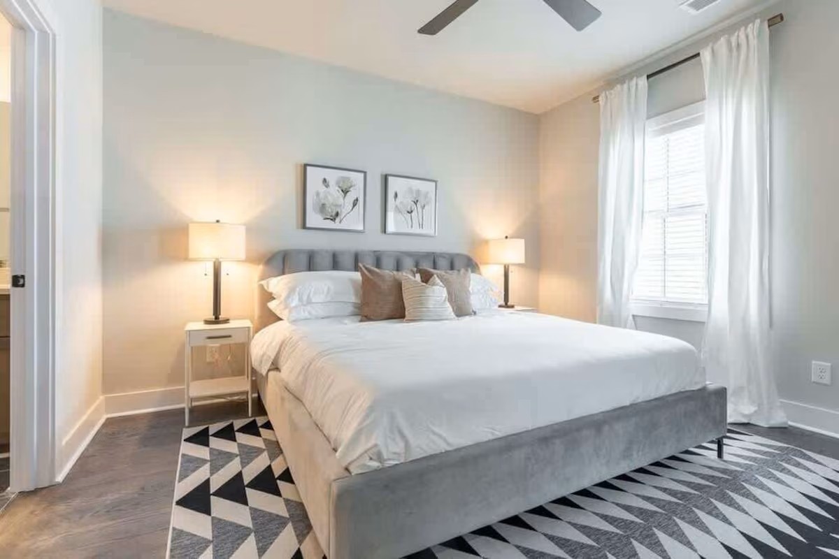 3206 West End Circle Unit: 1-8