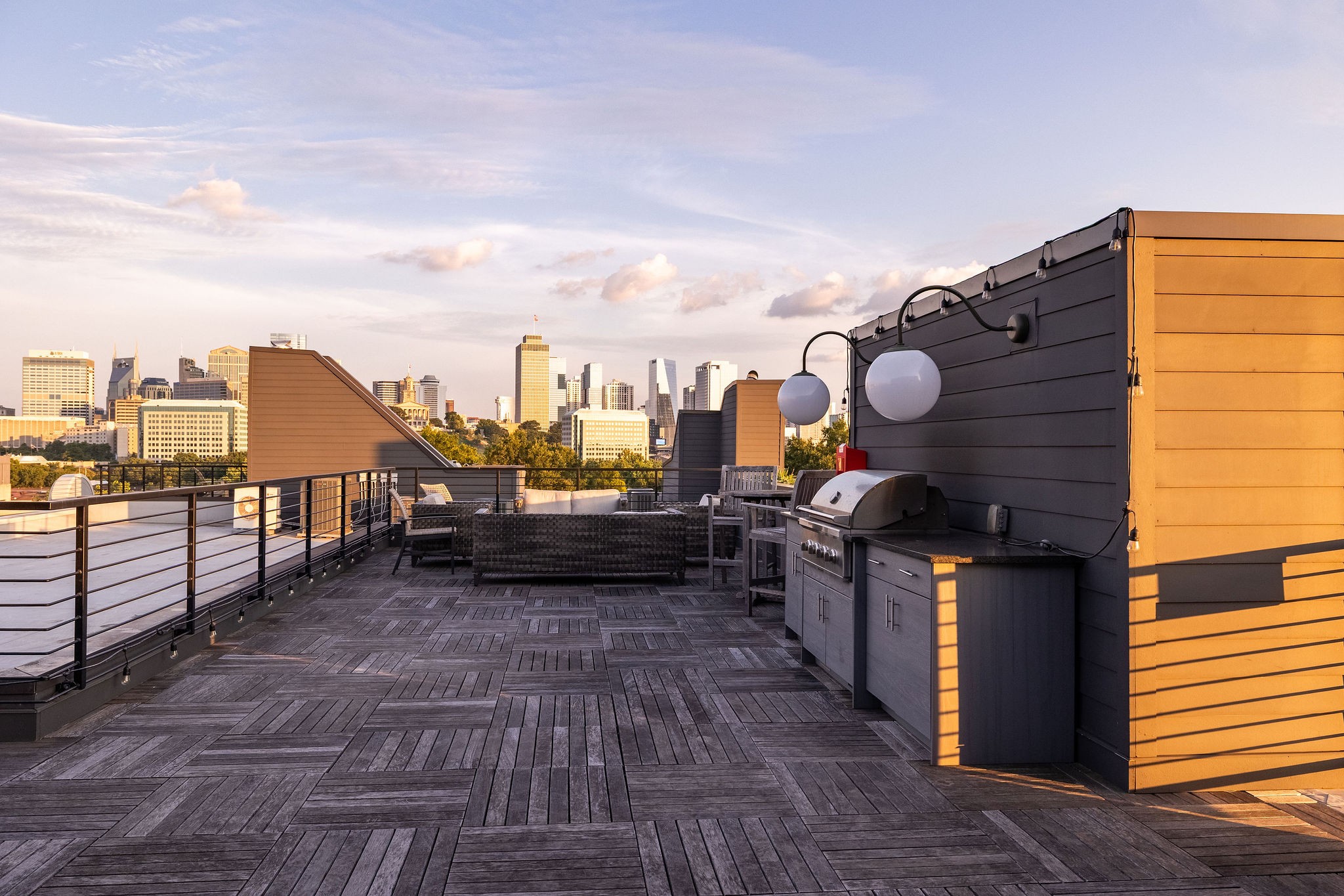 601 Madison St Unit: 101