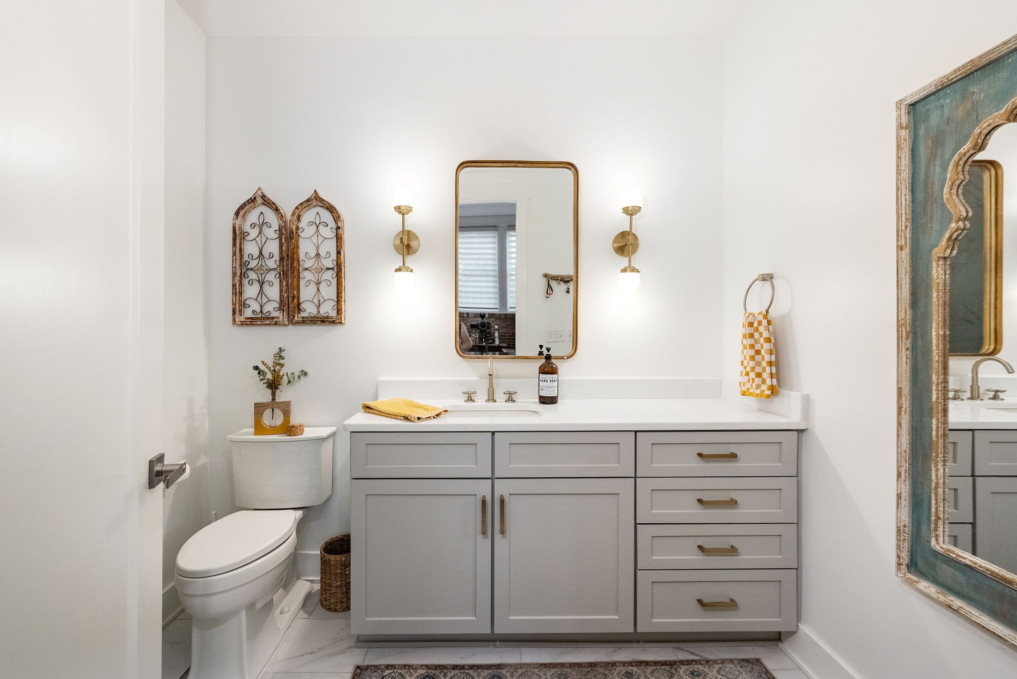 601 Madison St Unit: 101