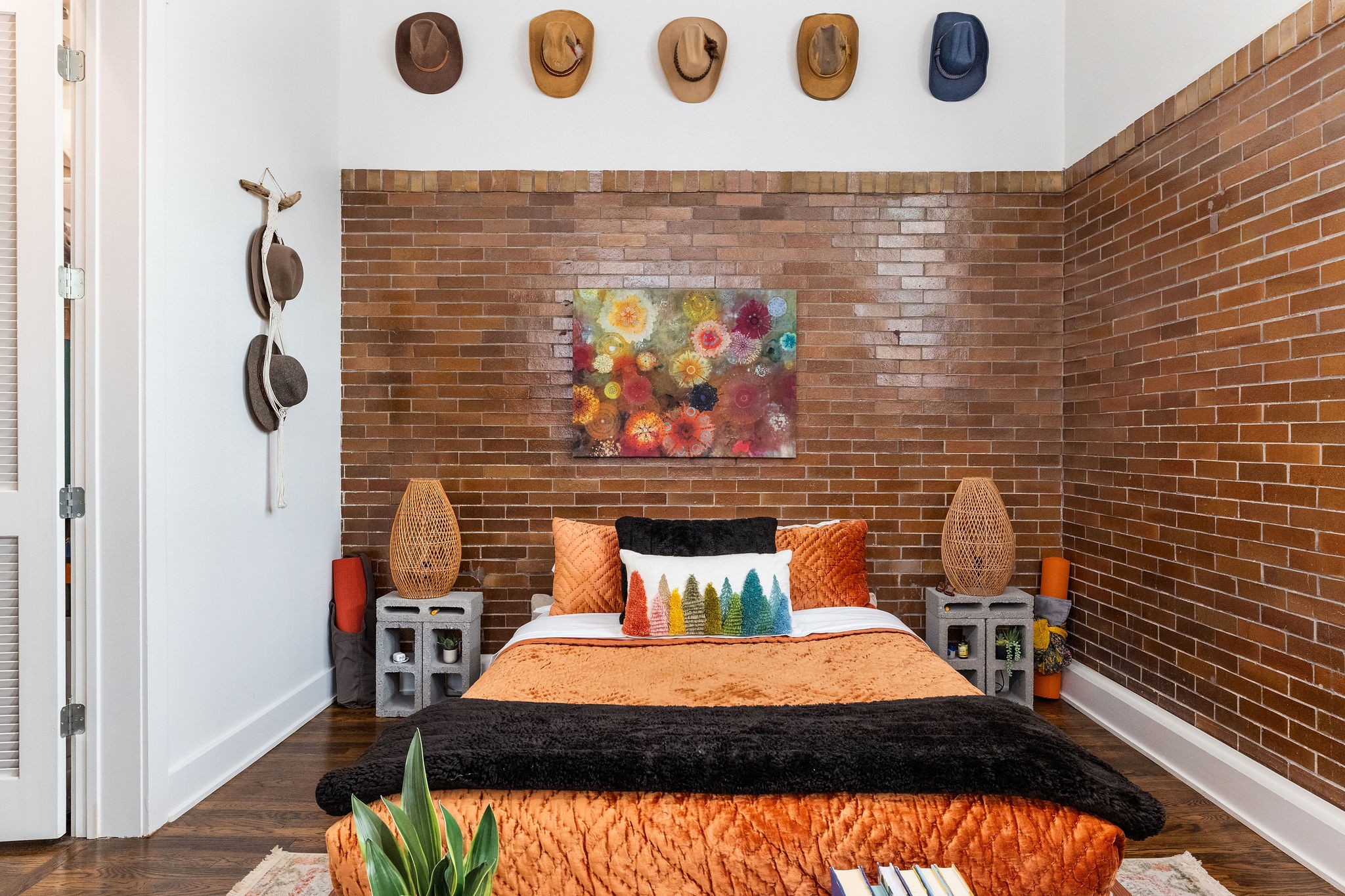 601 Madison St Unit: 101