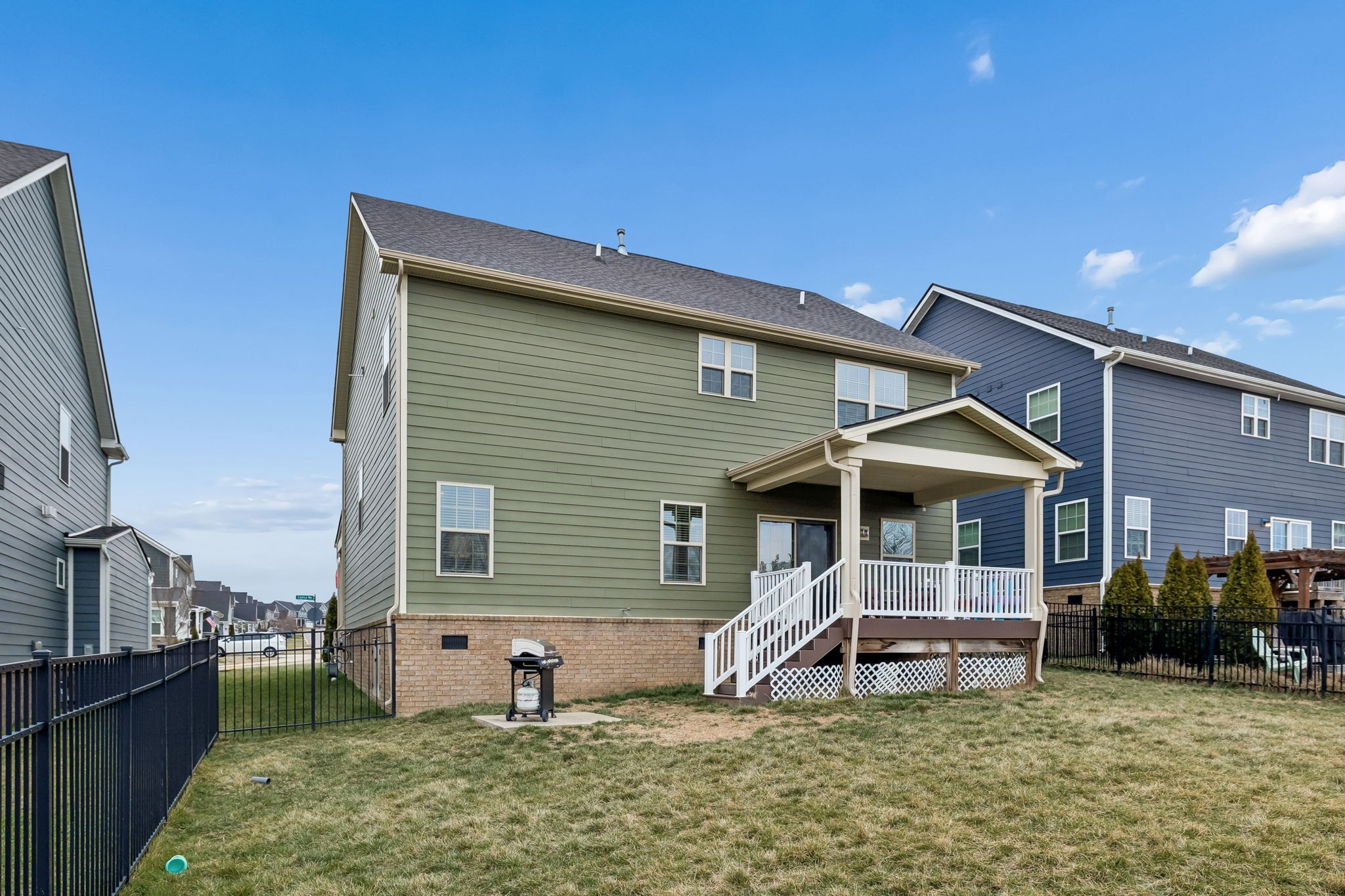 659 Castle Rd