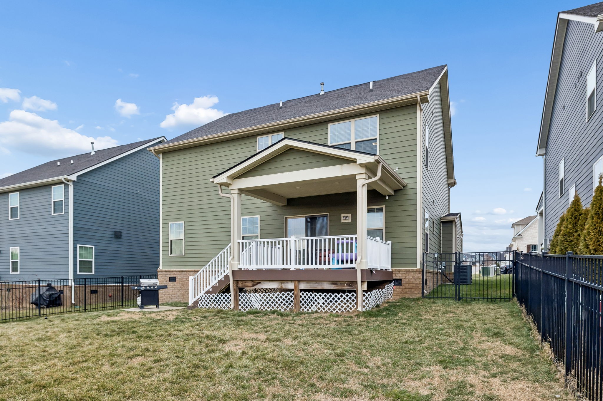 659 Castle Rd