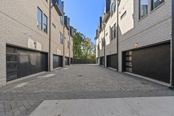 106 Grizzard Ave Unit: 5