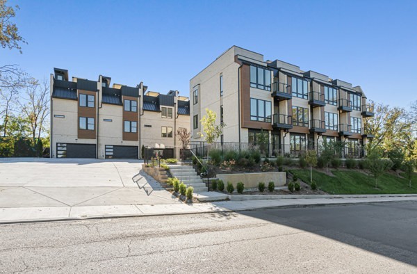 106 Grizzard Ave Unit: 5