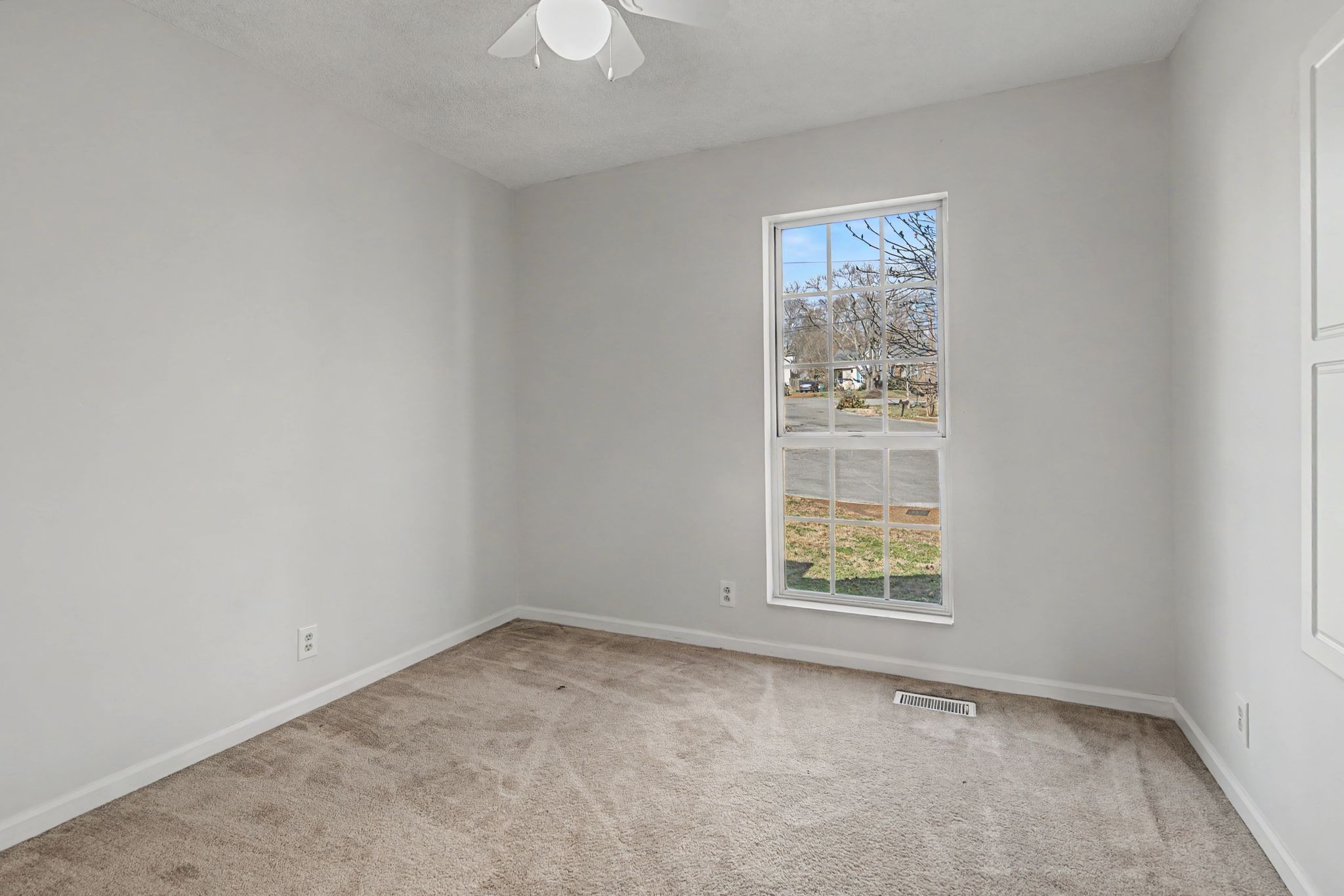 5724 Collinwood Court