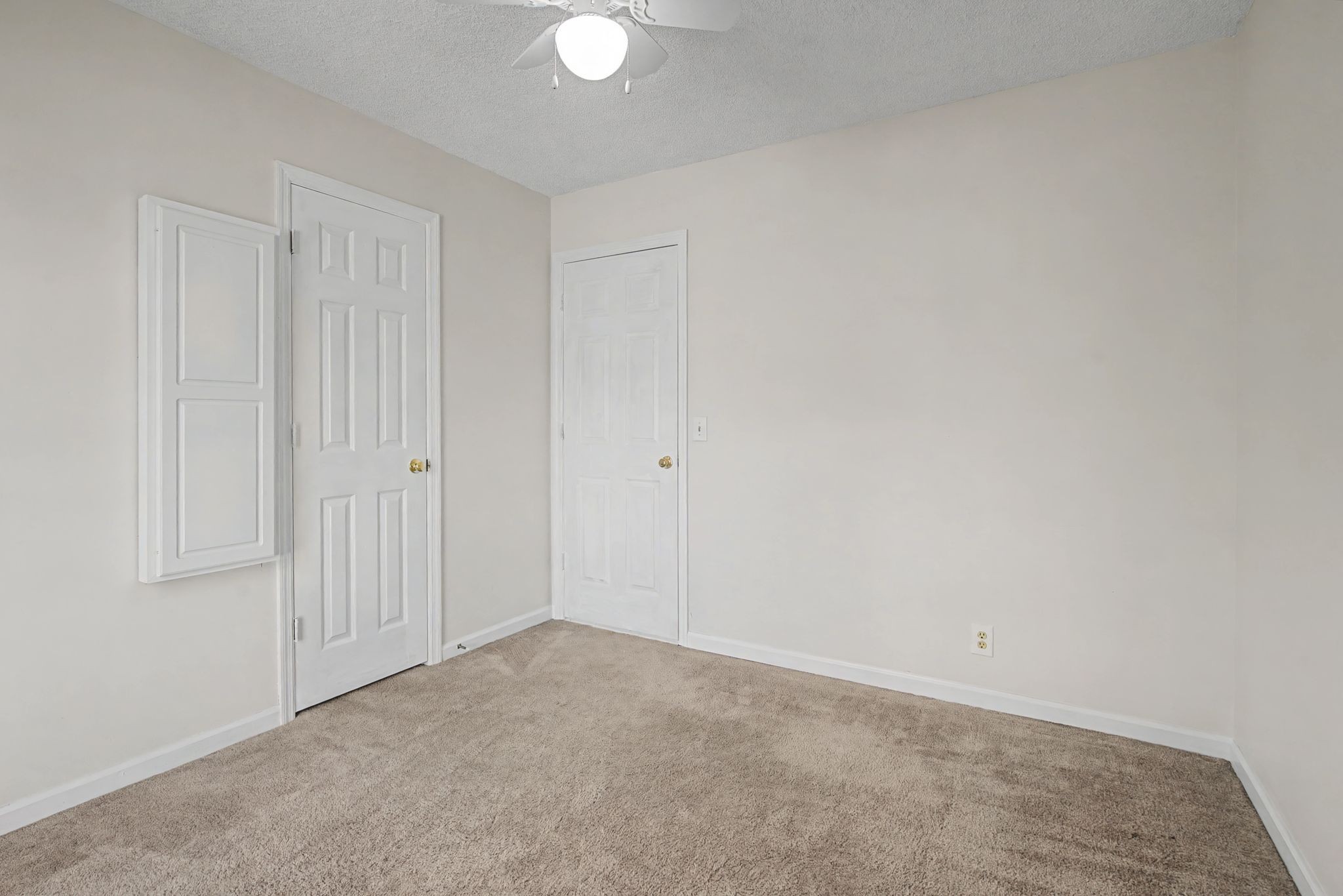 5724 Collinwood Court