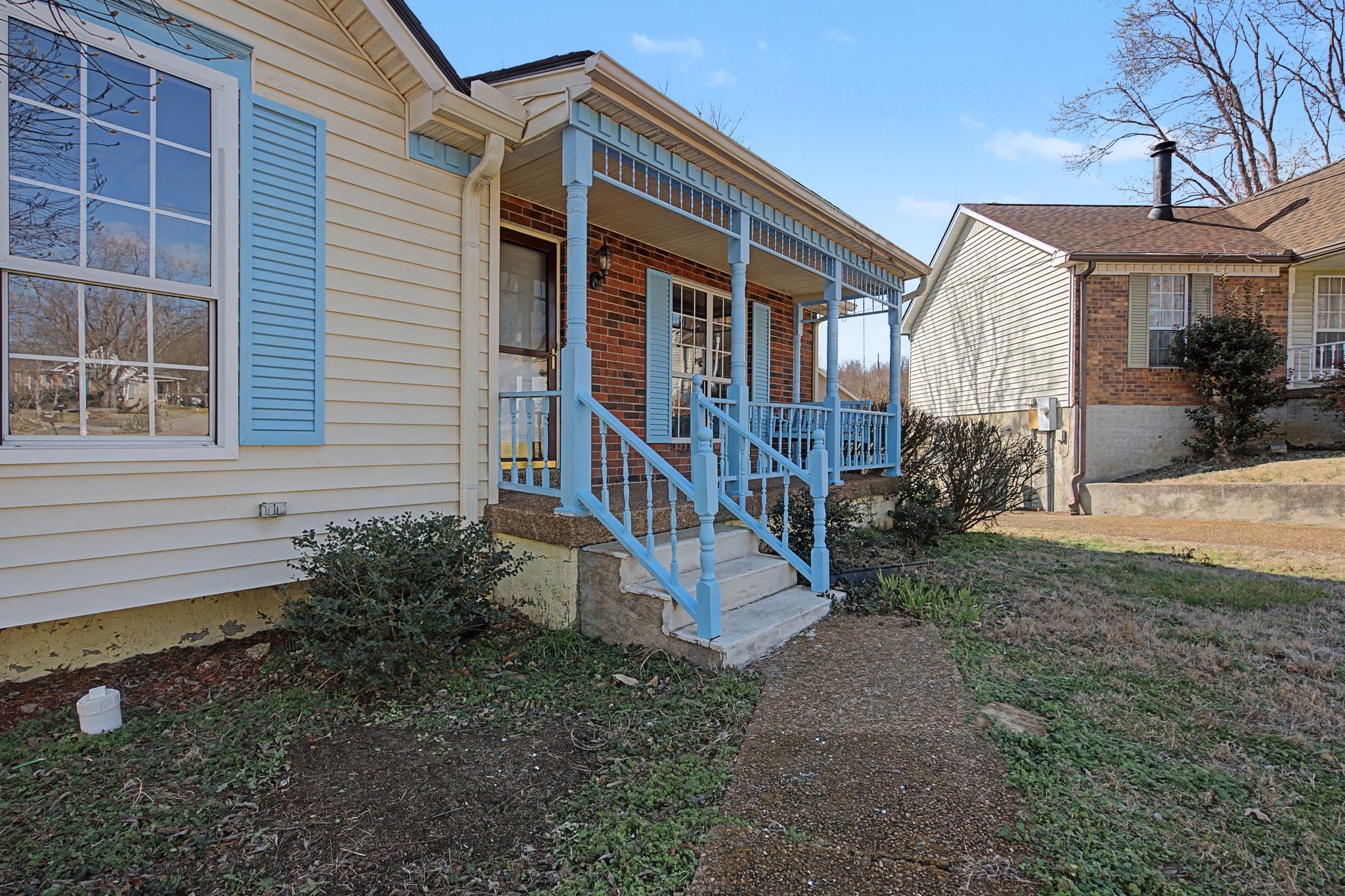 5724 Collinwood Court