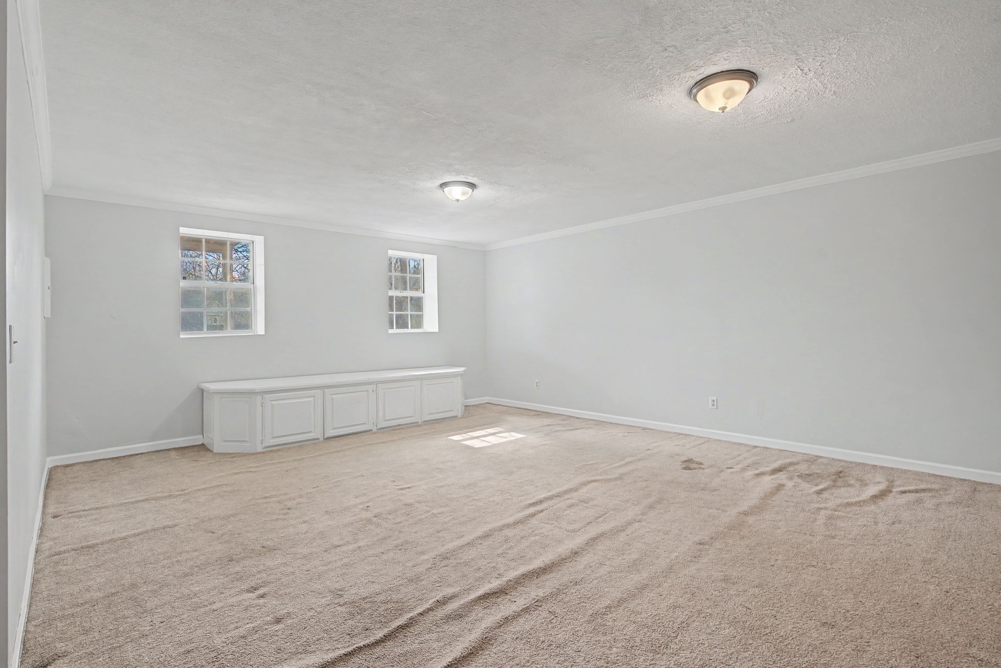 5724 Collinwood Court