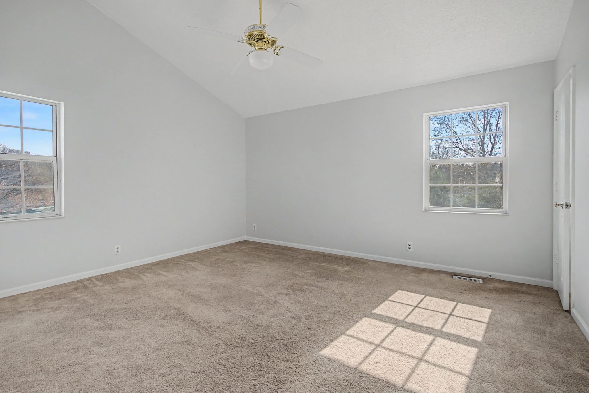 5724 Collinwood Court