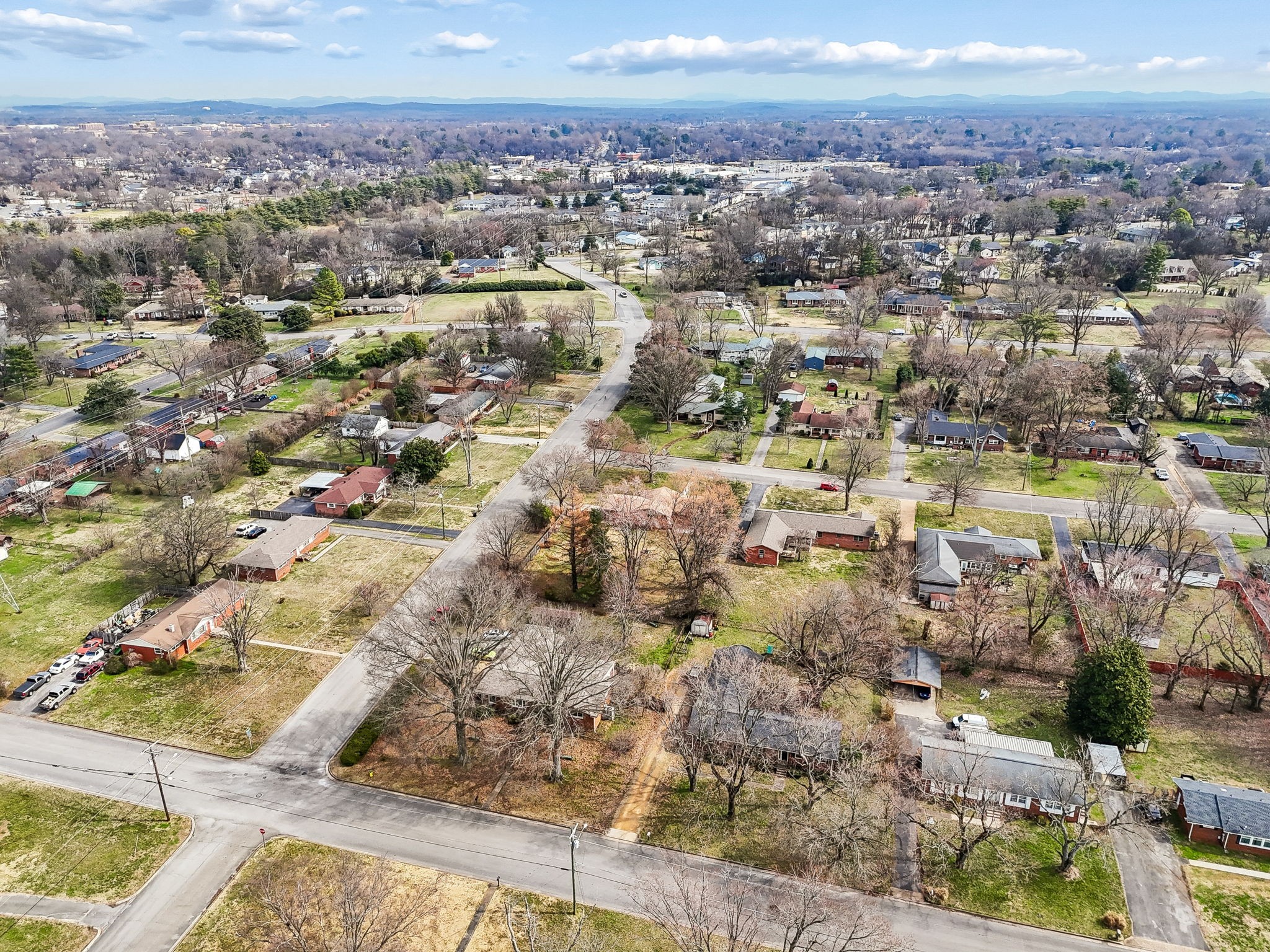 1002 Walton Dr