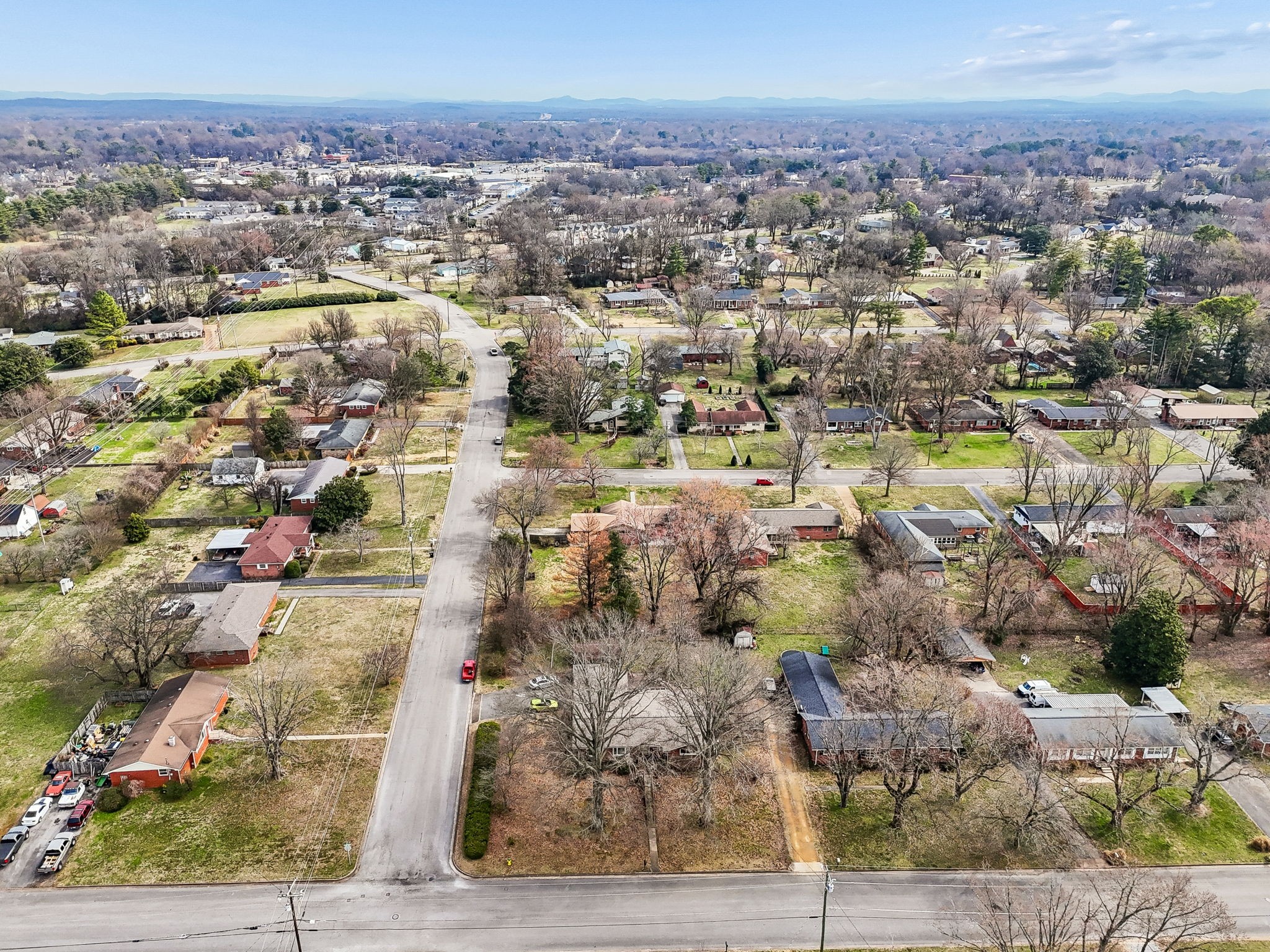 1002 Walton Dr