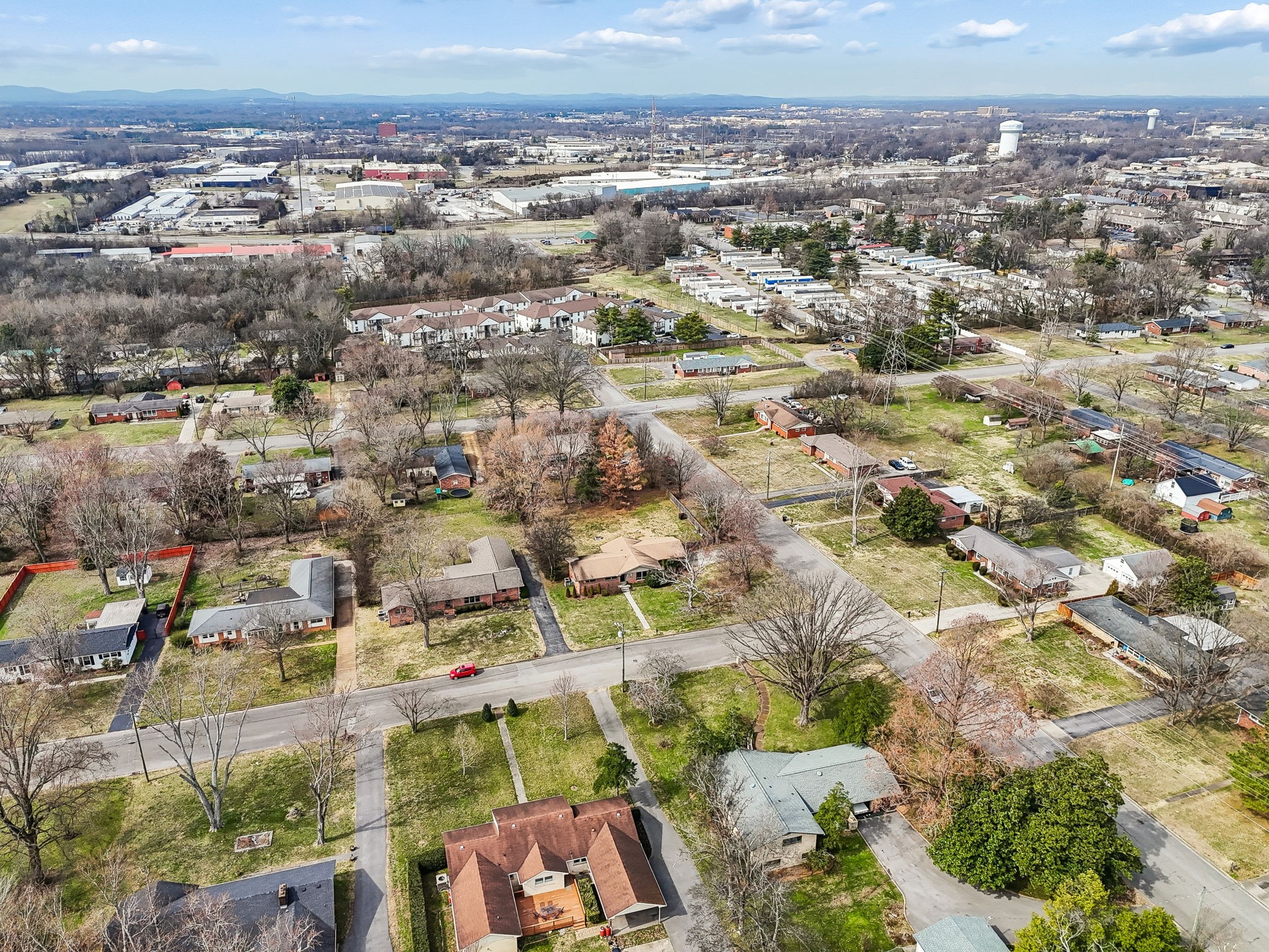 1002 Walton Dr