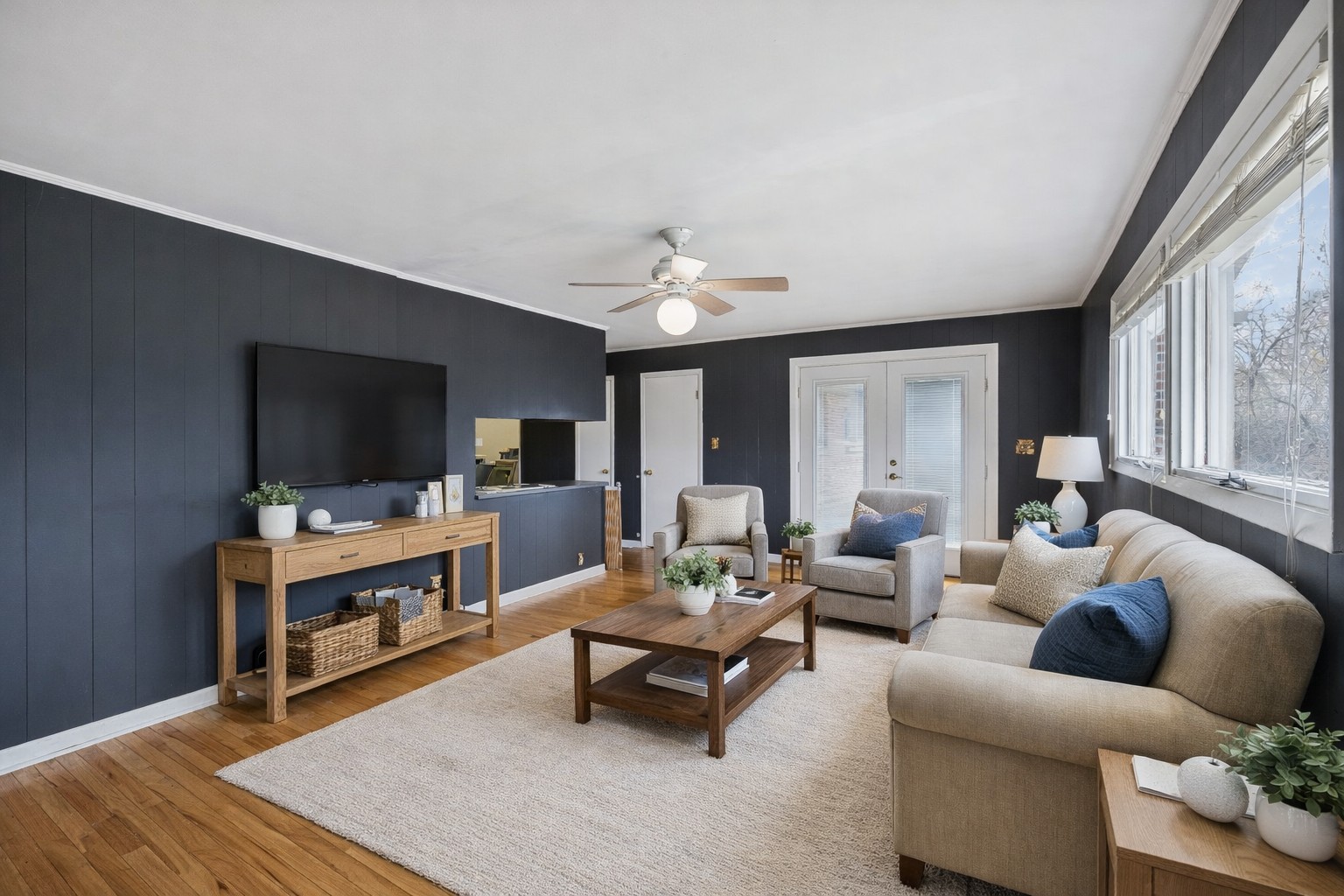 1002 Walton Dr