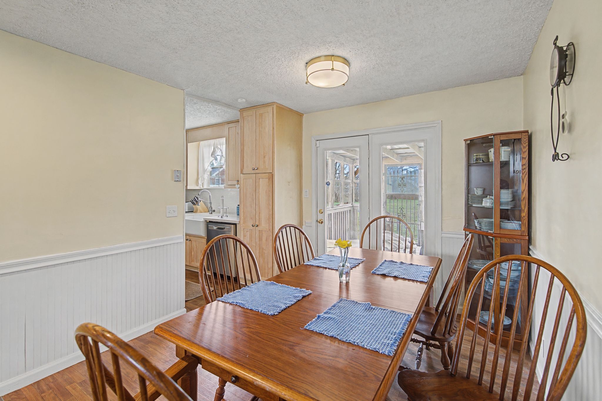 7041 Old Nashville Hwy