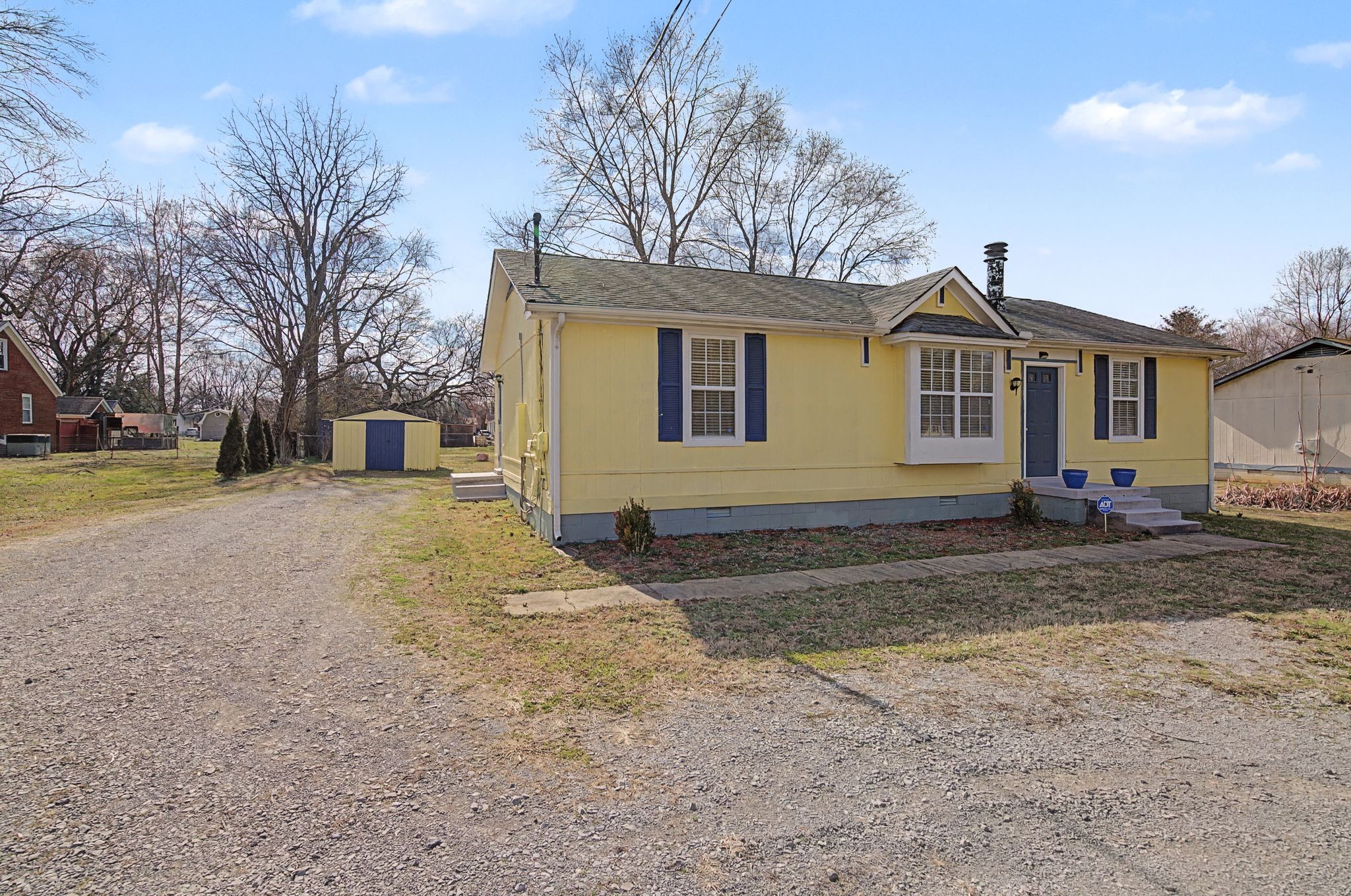 7041 Old Nashville Hwy