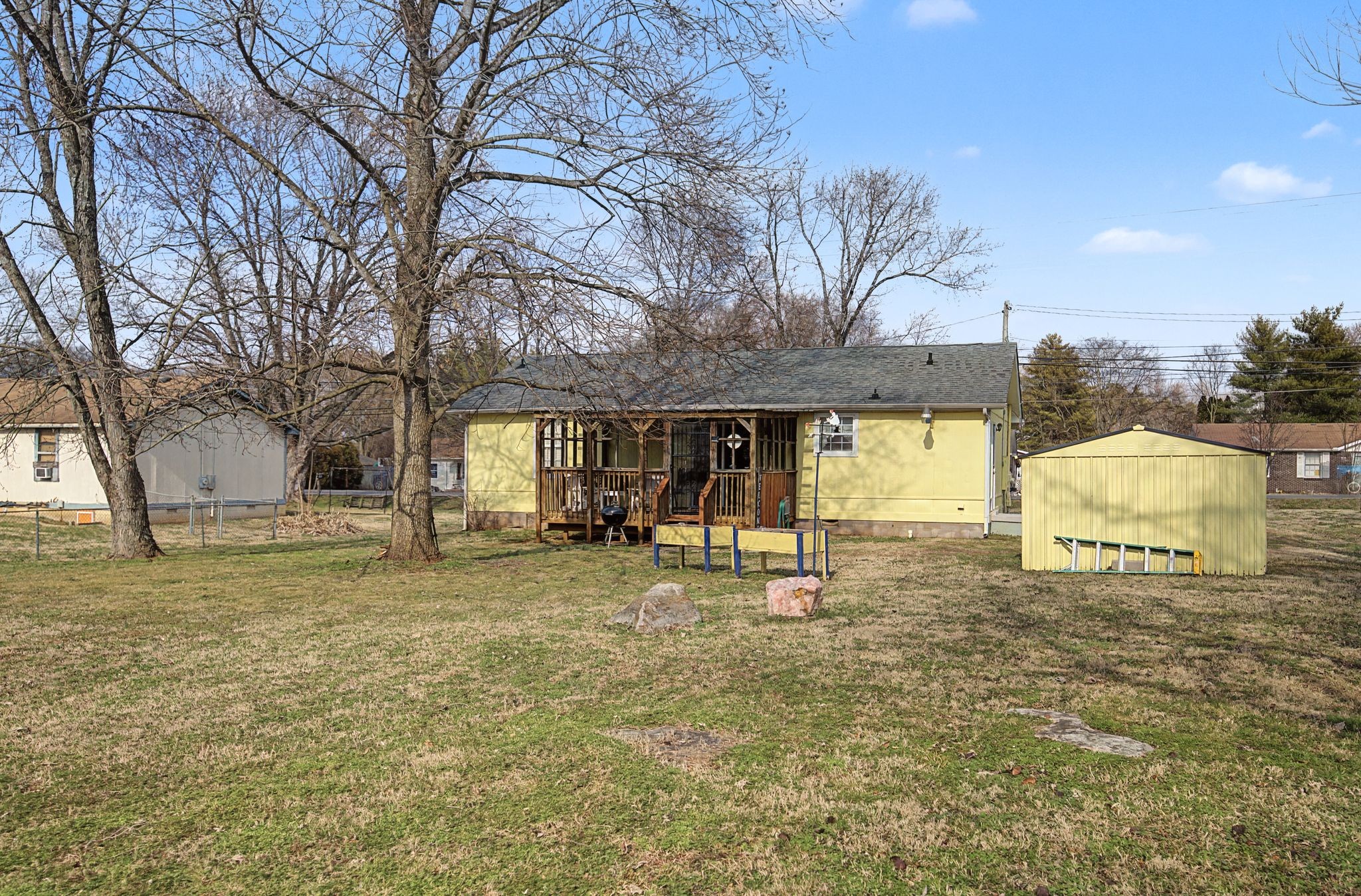 7041 Old Nashville Hwy