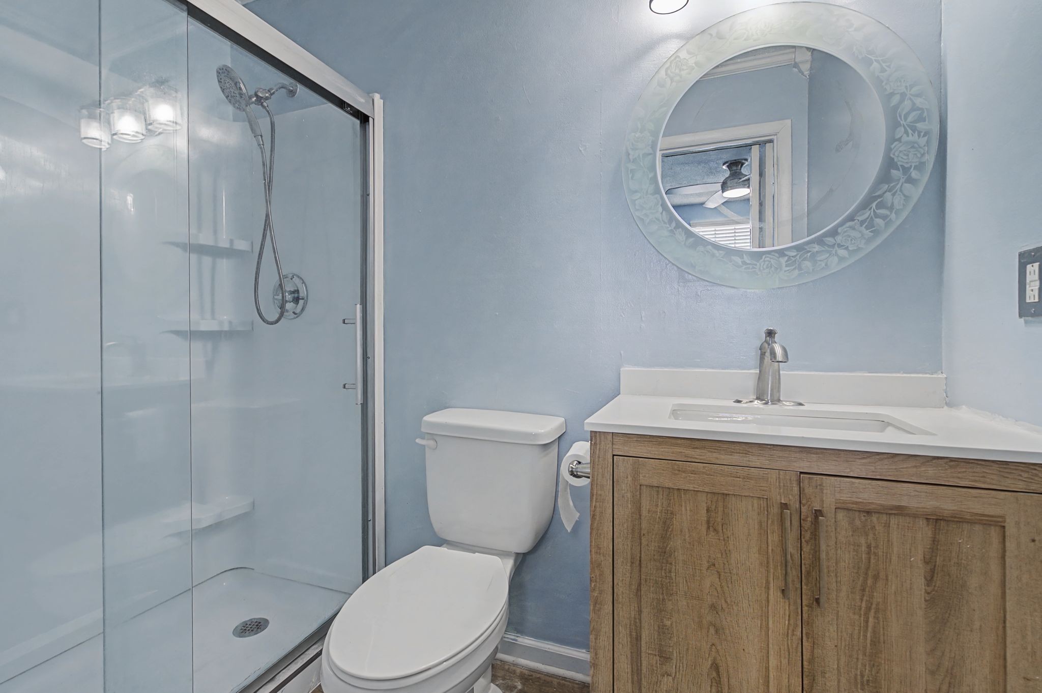 7041 Old Nashville Hwy