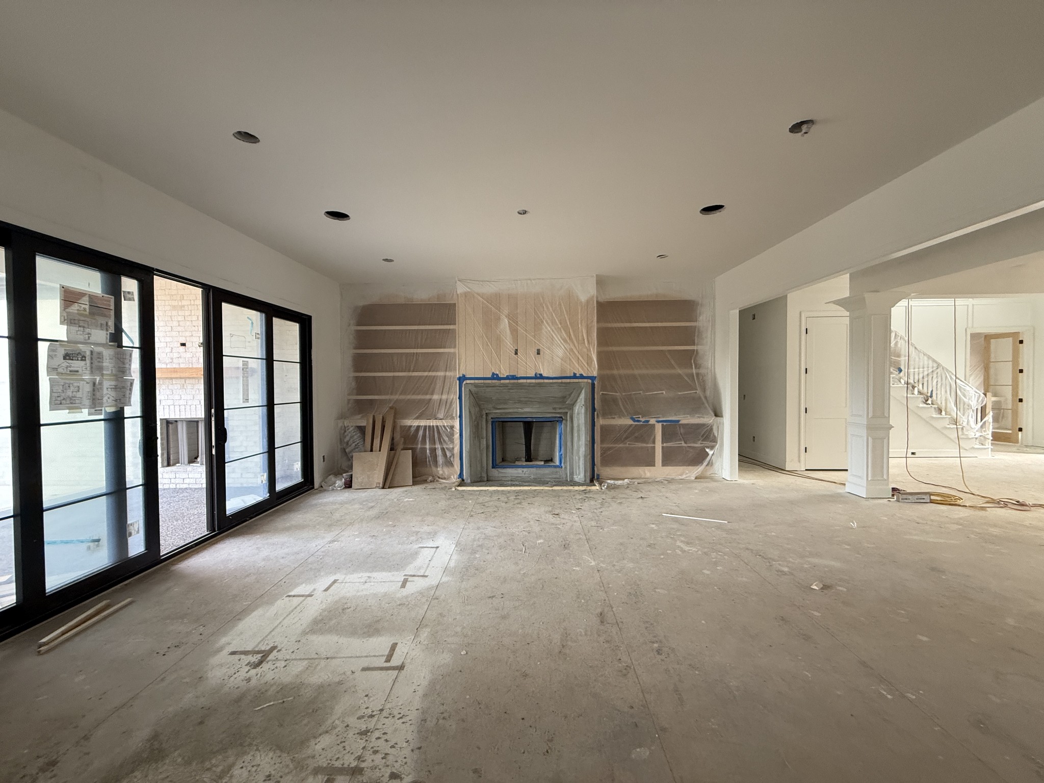 9905 Amarosa Ct