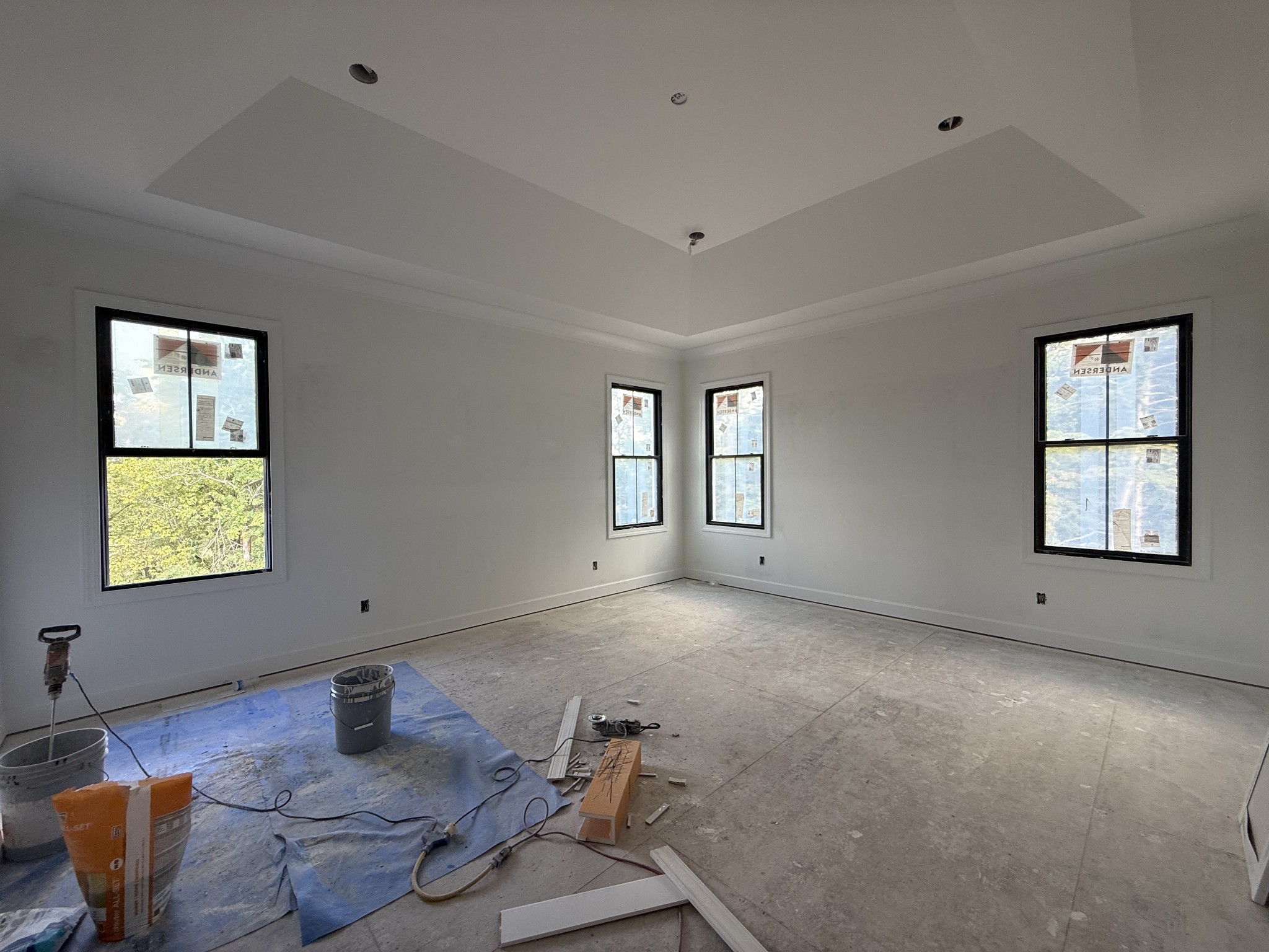 9905 Amarosa Ct