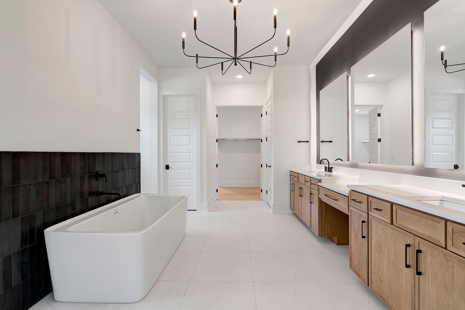 6066 Lookaway Cir