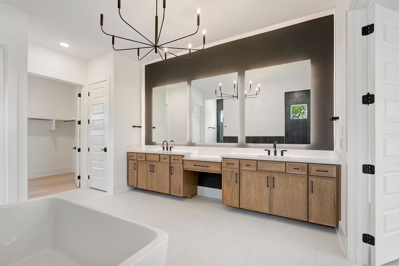 6066 Lookaway Cir