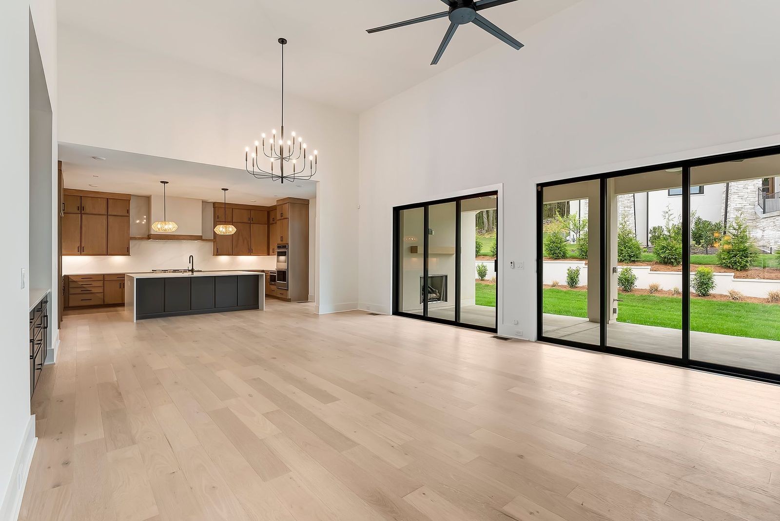 6066 Lookaway Cir