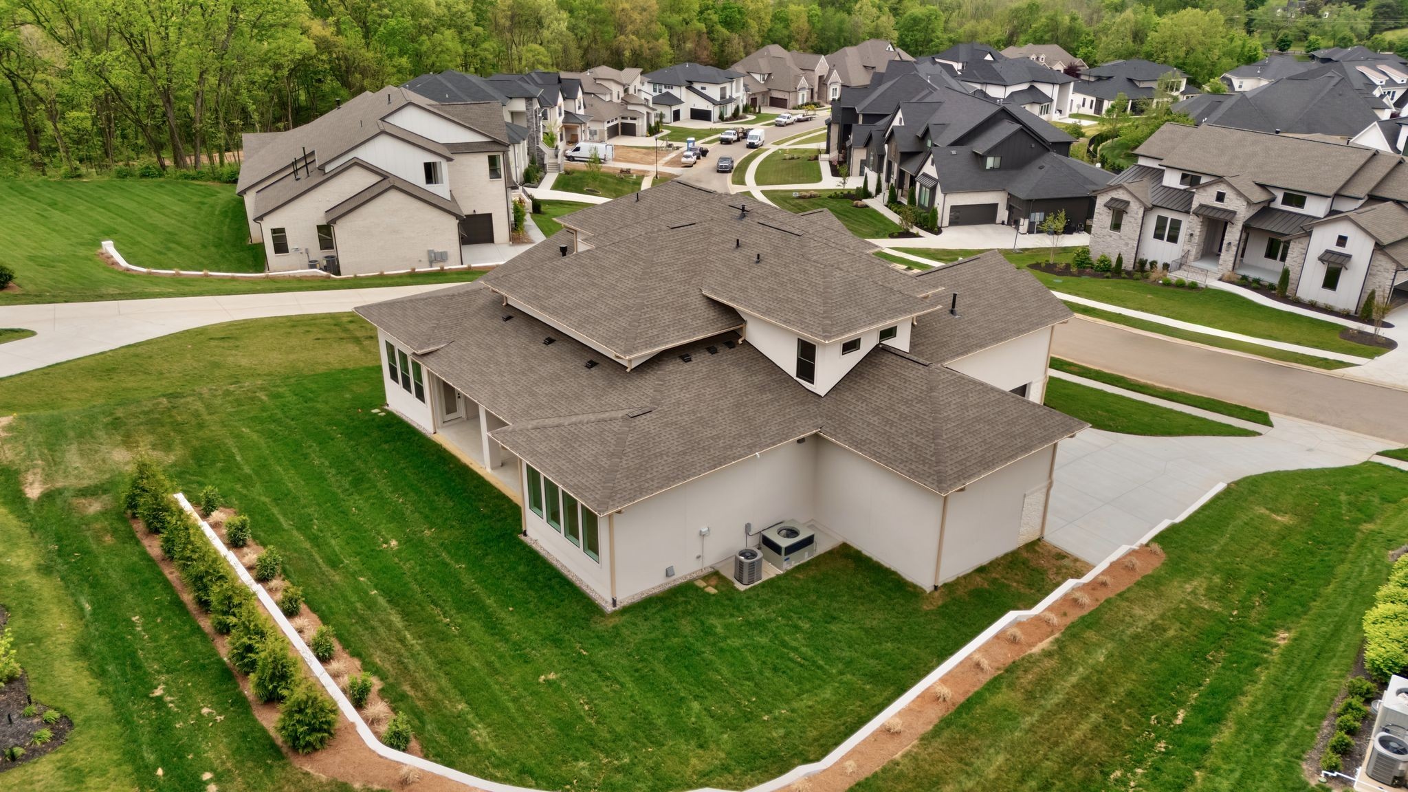 6066 Lookaway Cir