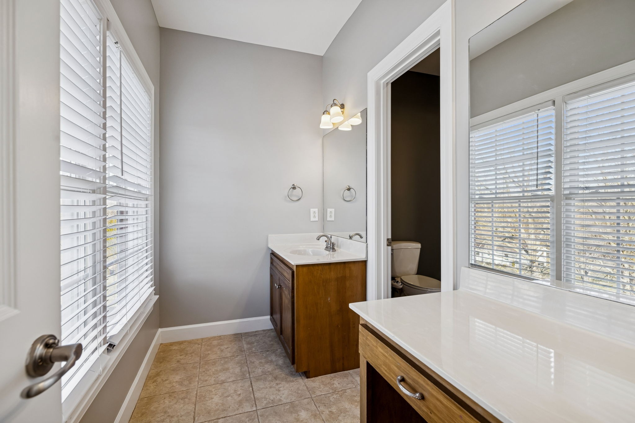 2165 Summer Hill Cir