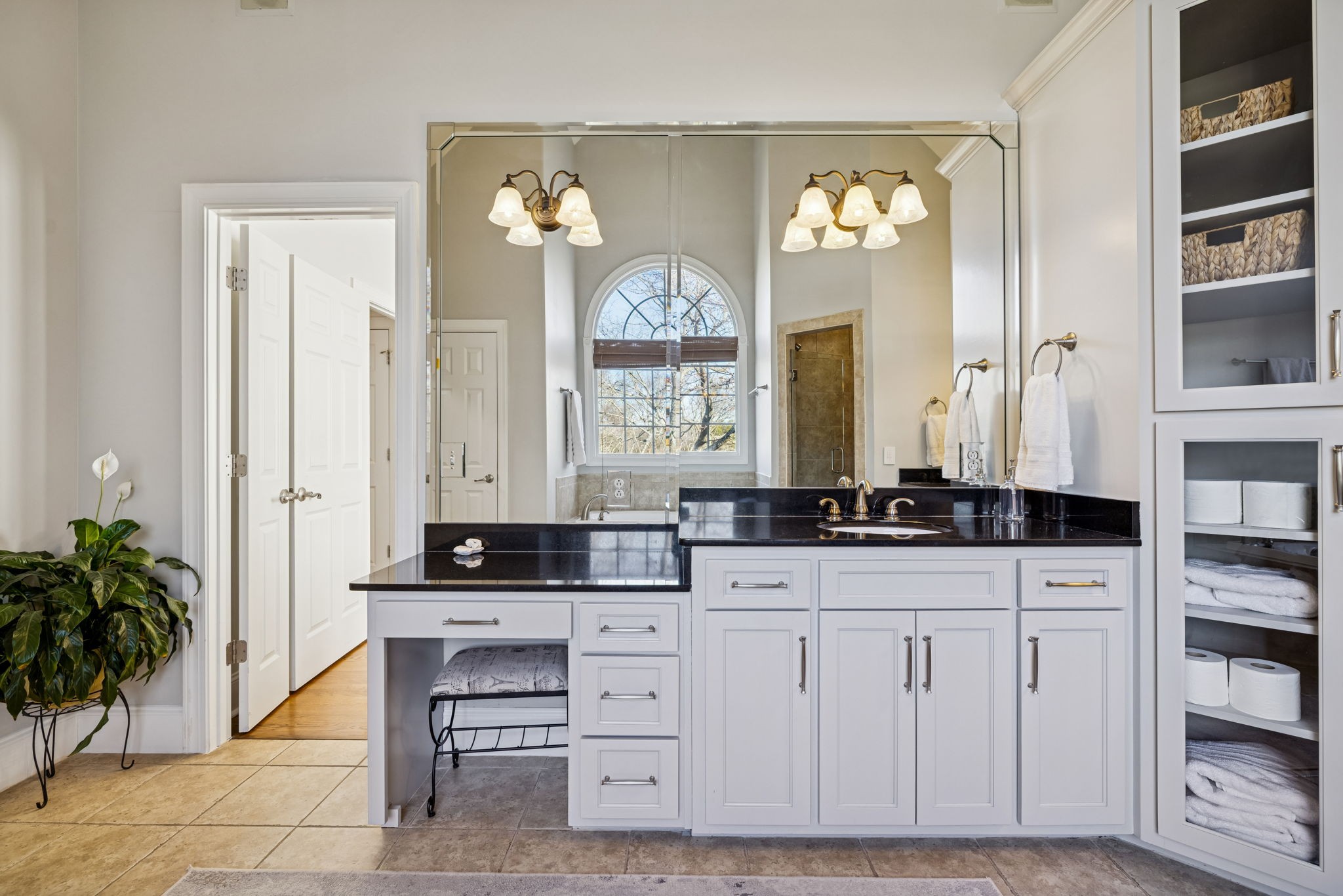 2165 Summer Hill Cir