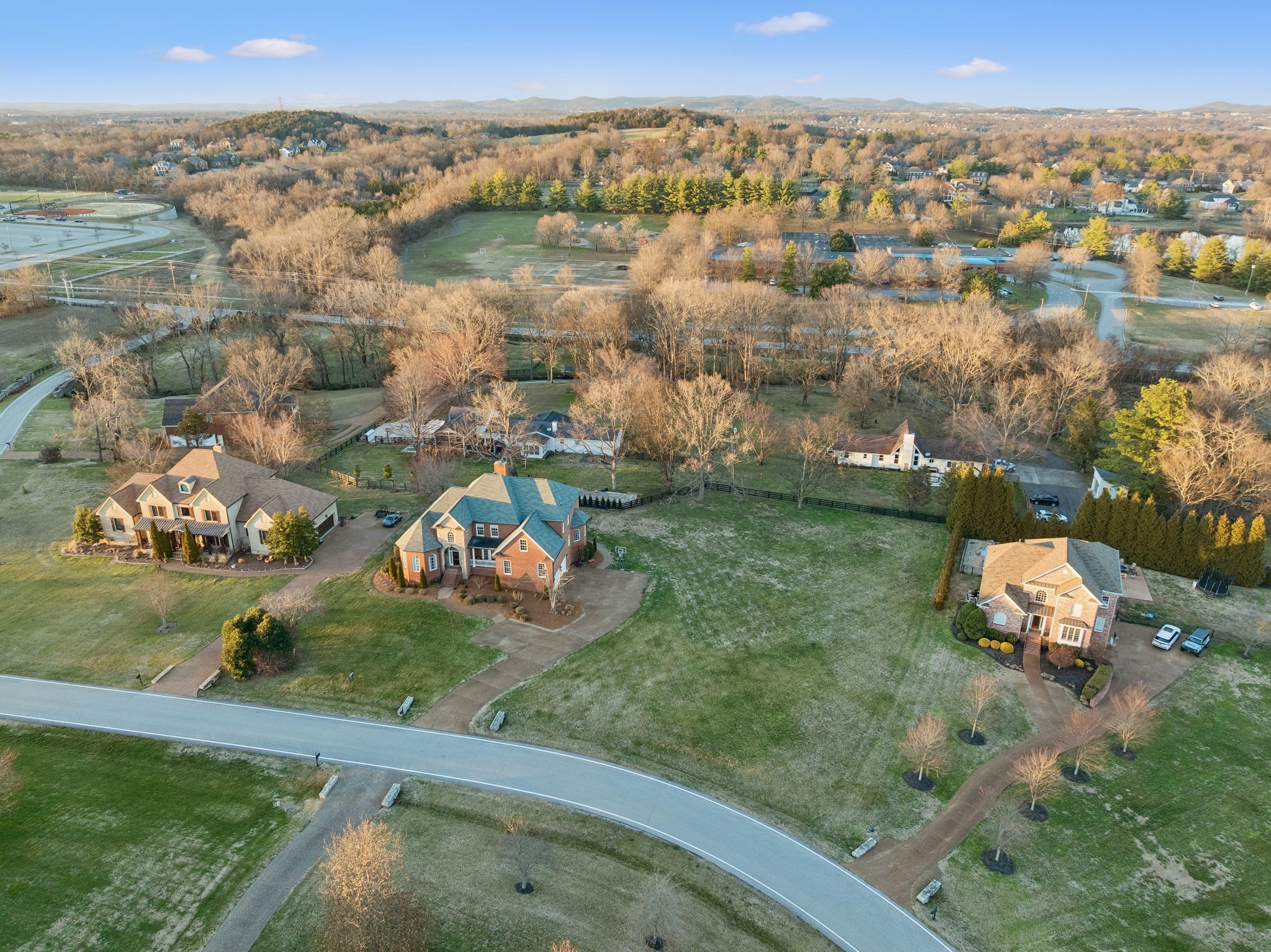 2165 Summer Hill Cir