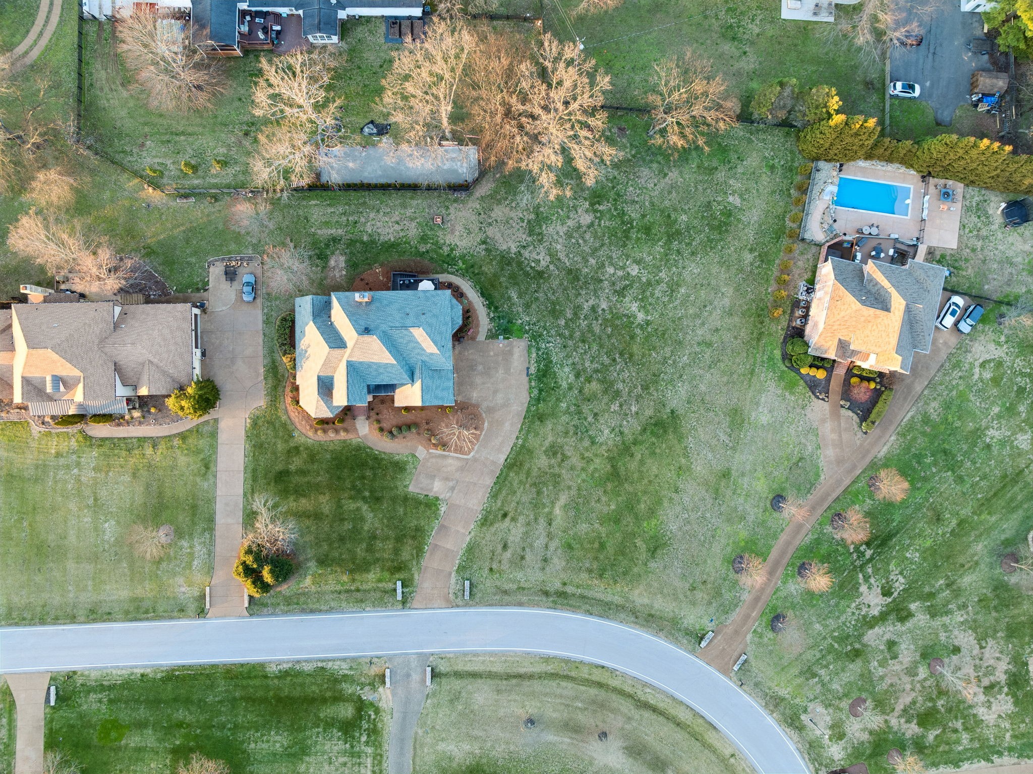 2165 Summer Hill Cir