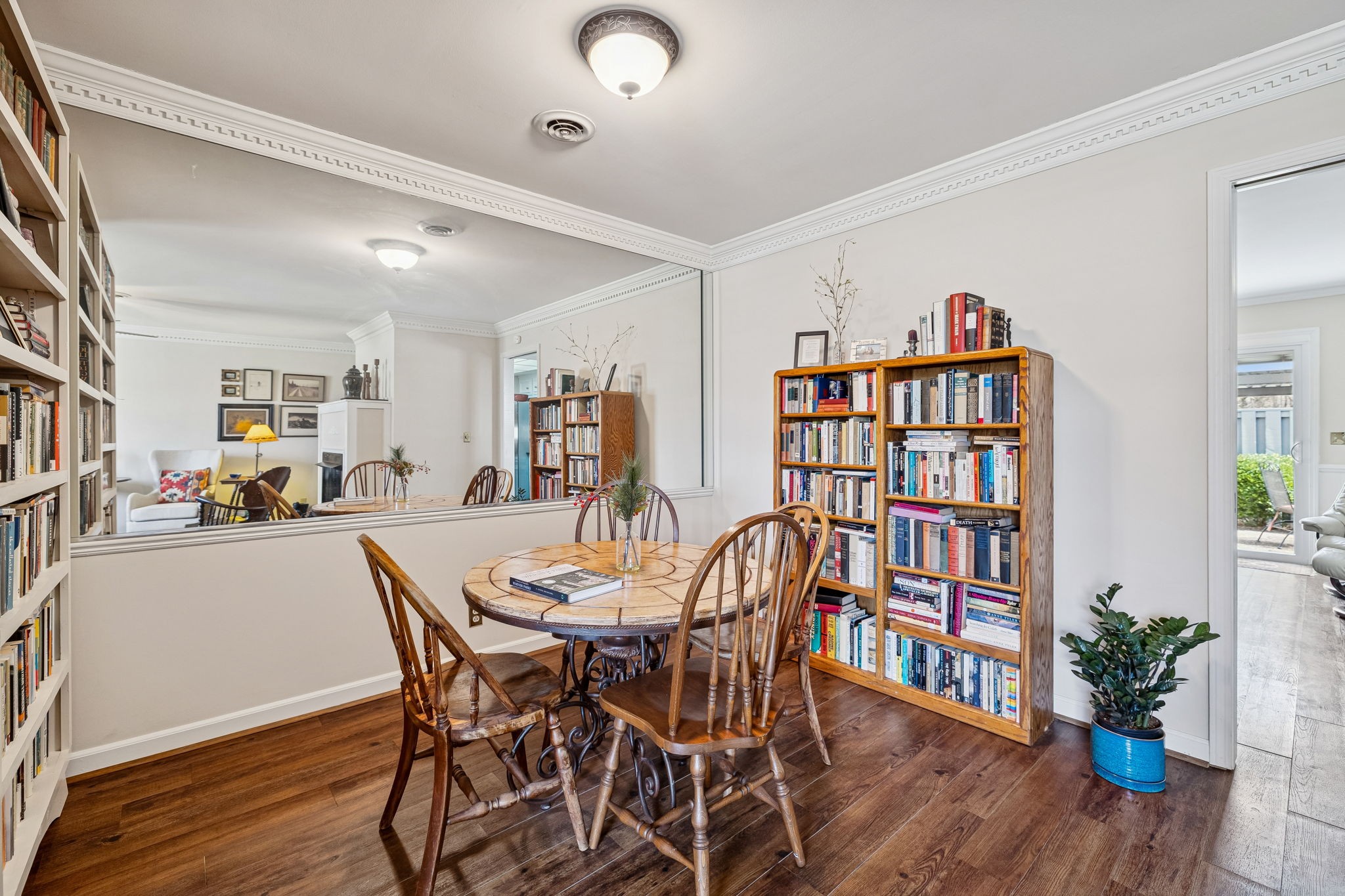 8300 Sawyer Brown Rd Unit: D301