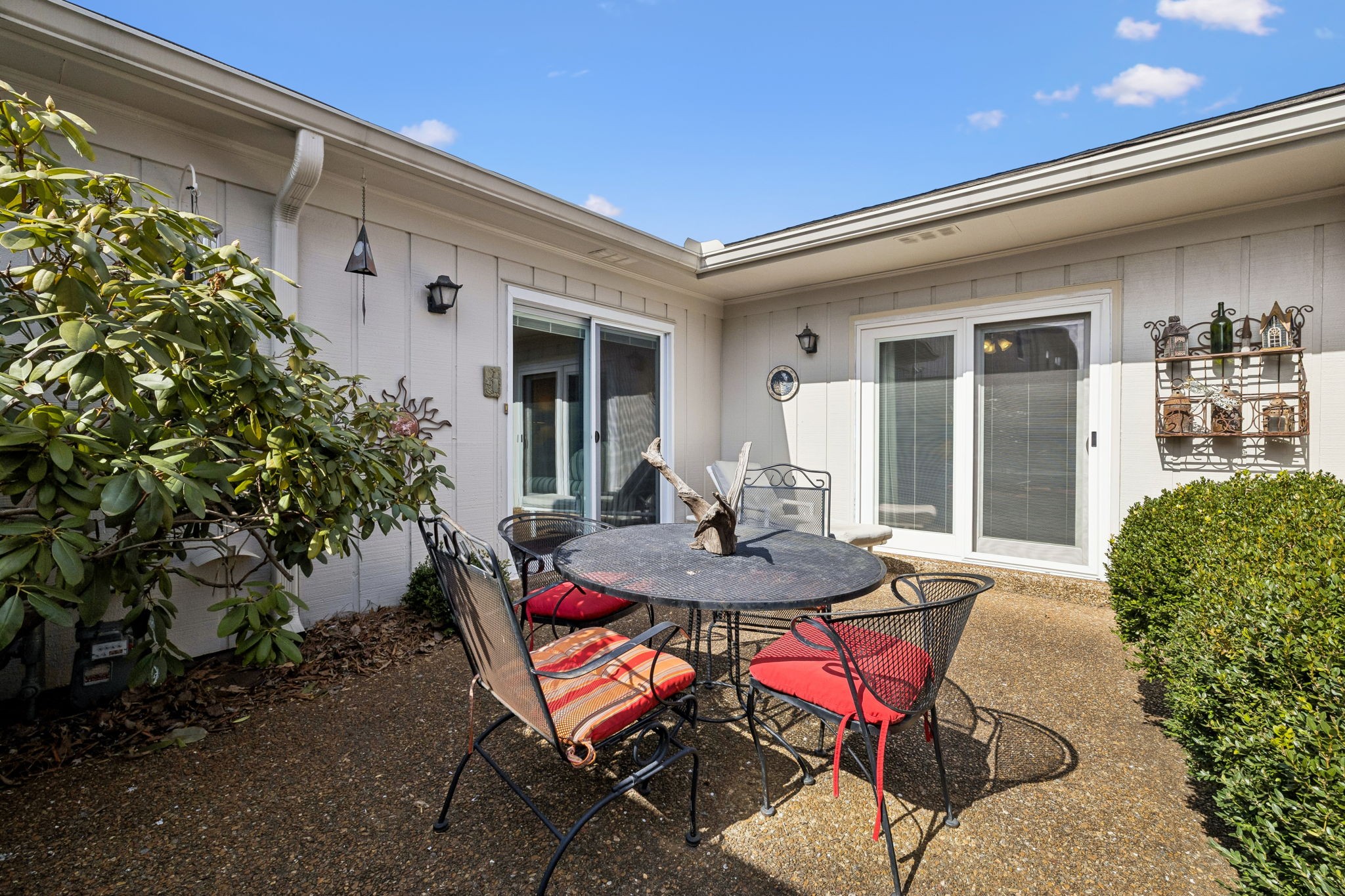 8300 Sawyer Brown Rd Unit: D301