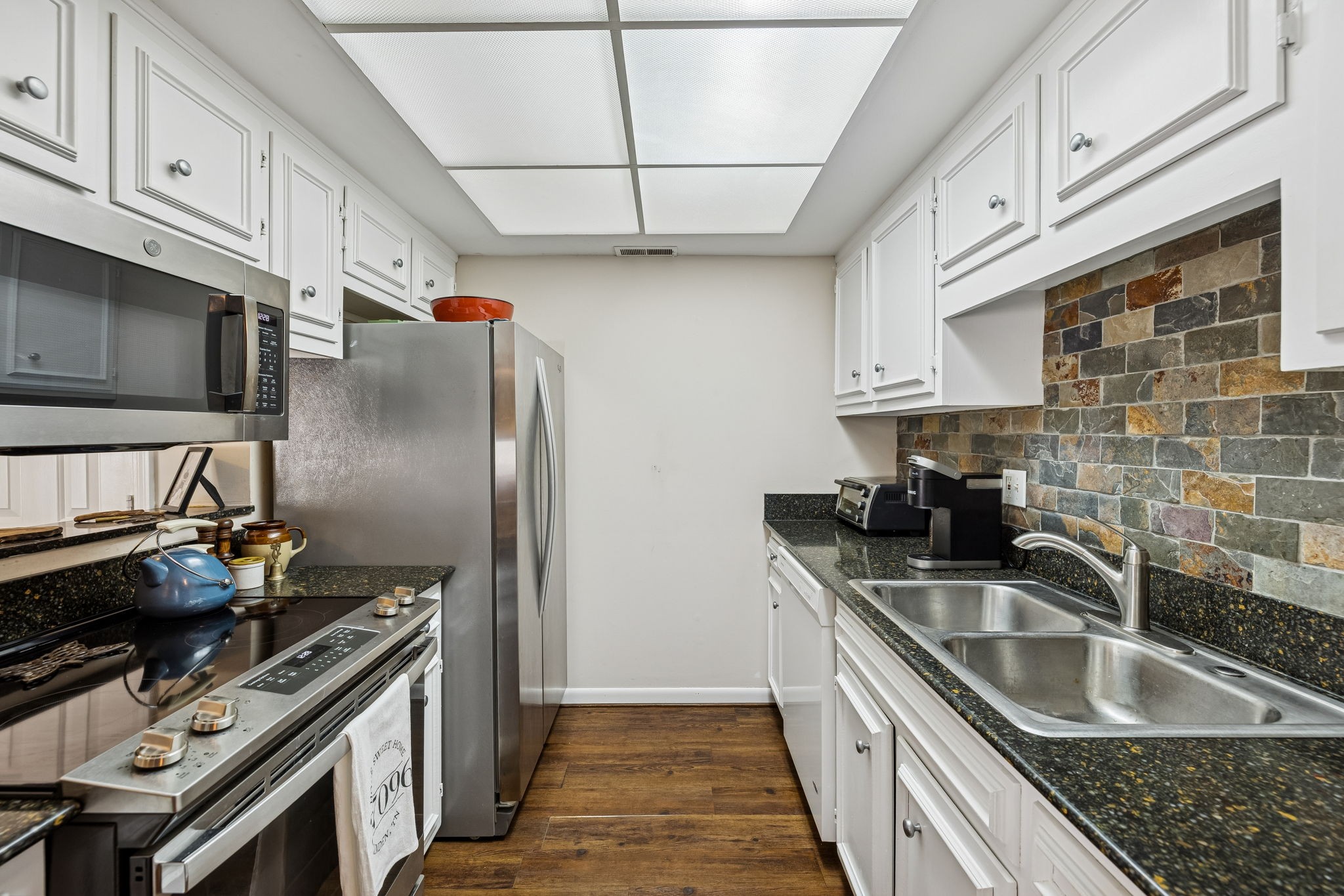 8300 Sawyer Brown Rd Unit: D301